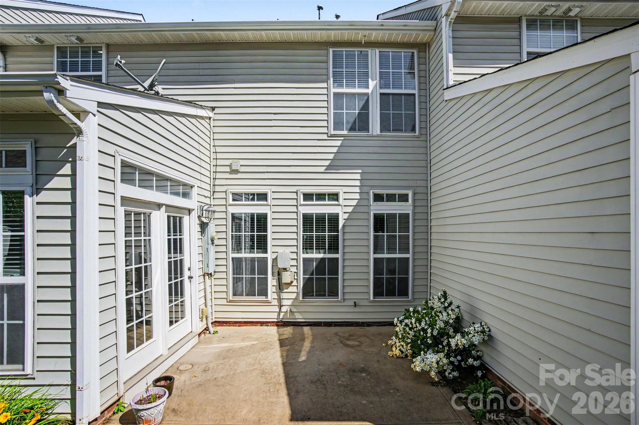 412 Nicklaus Lane Property Photo 25