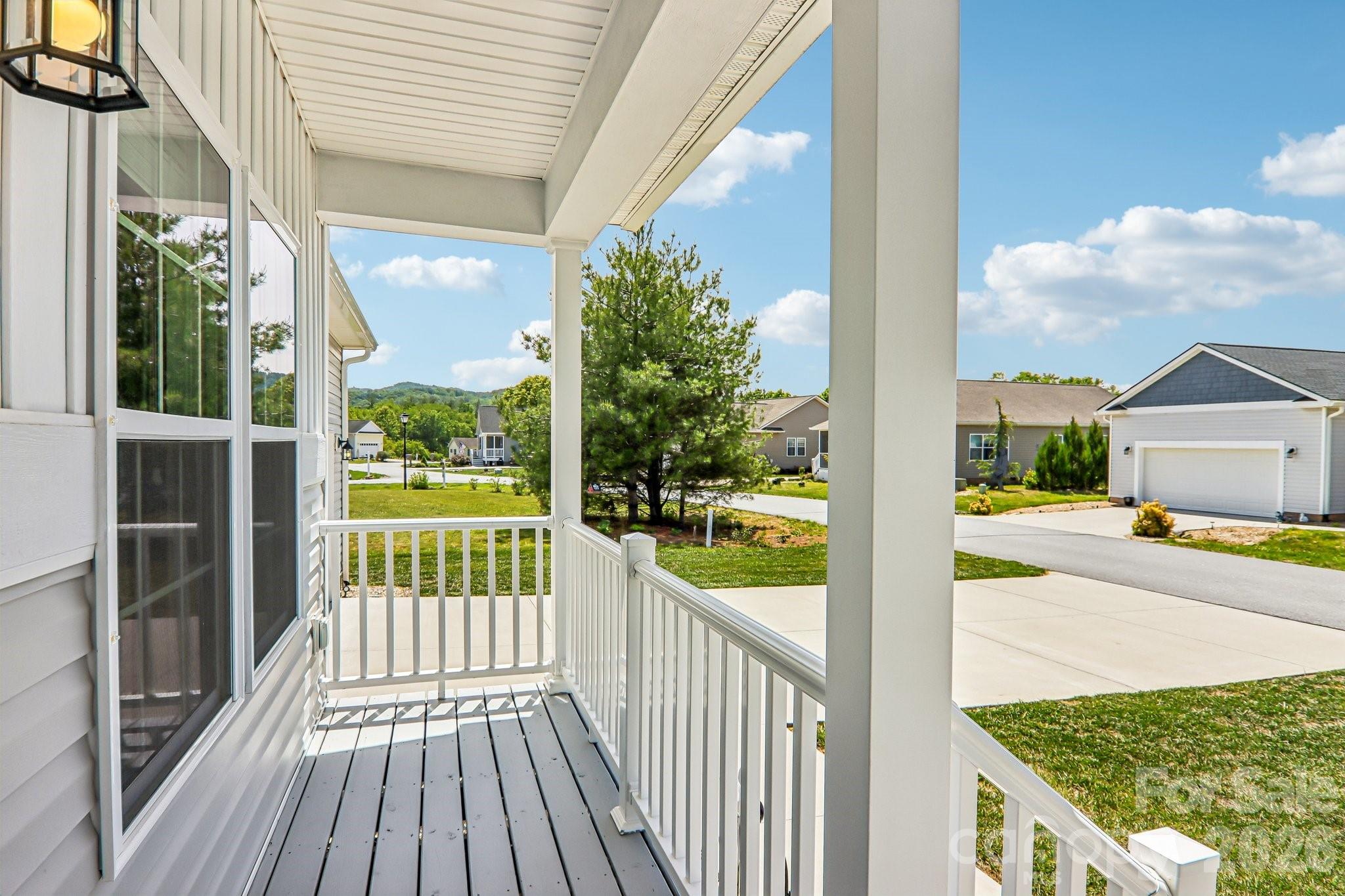 464 Riverwind Drive Property Photo 4