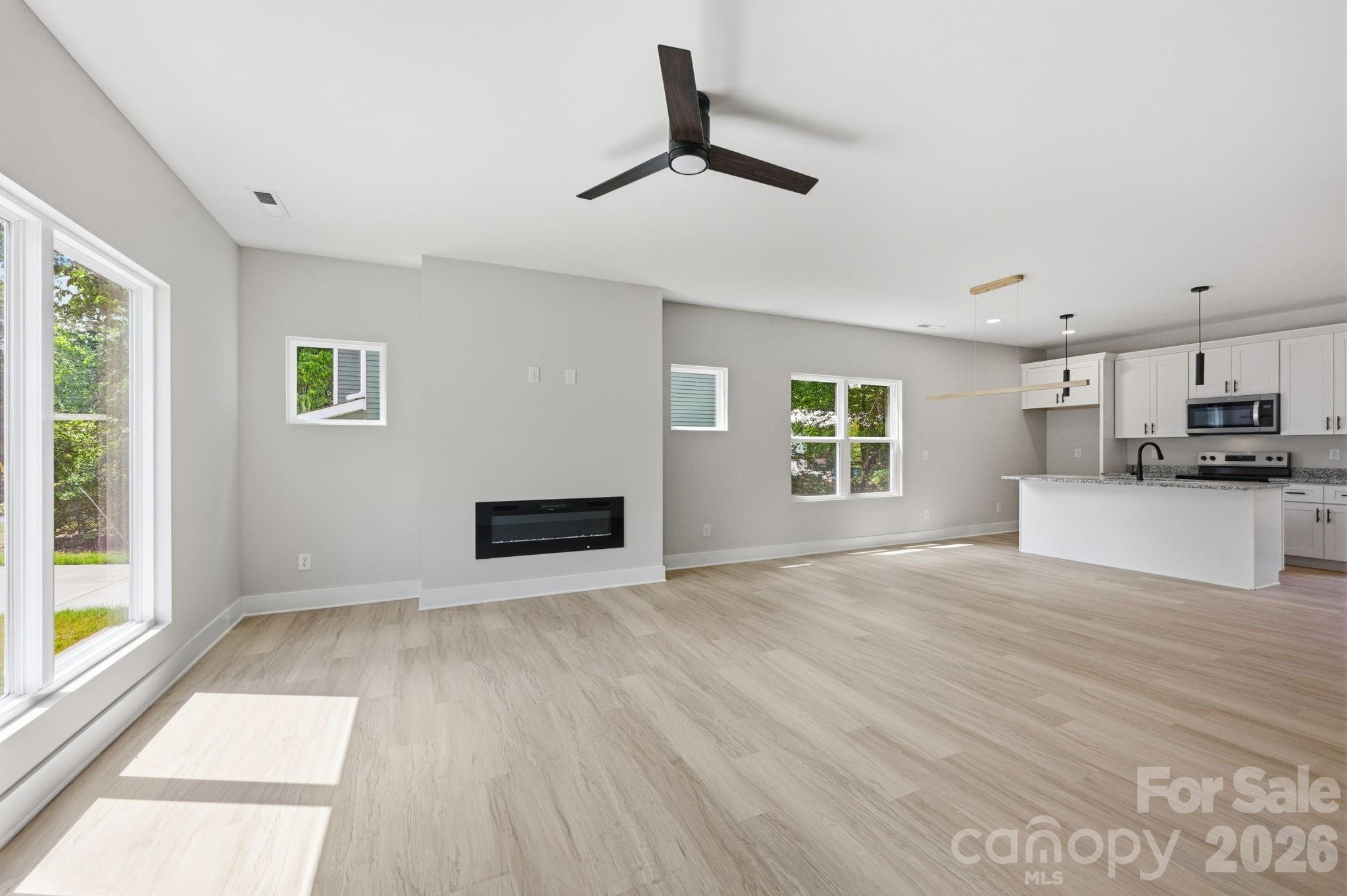 1036 Patton Avenue Property Photo 2