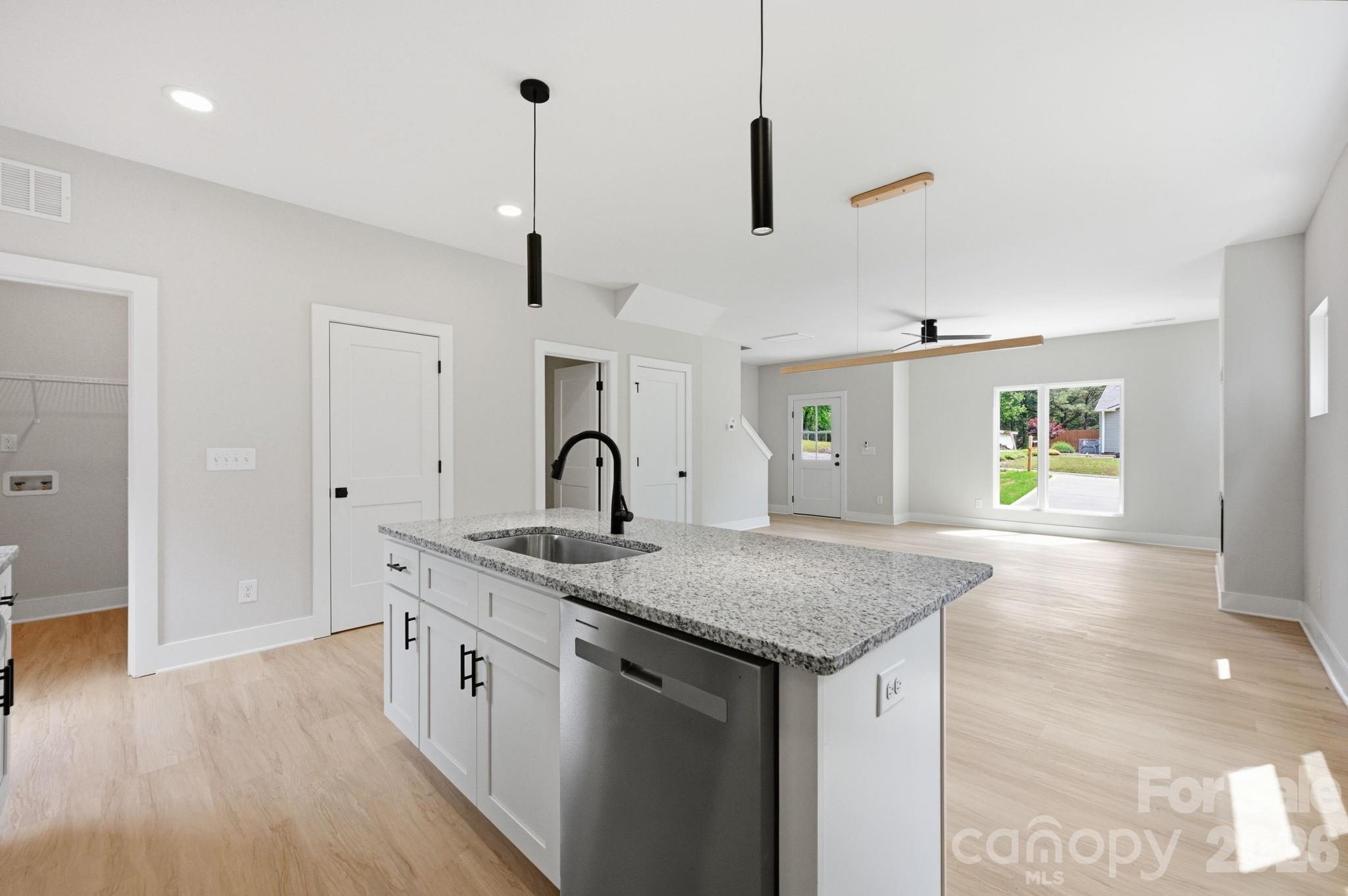1036 Patton Avenue Property Photo 3