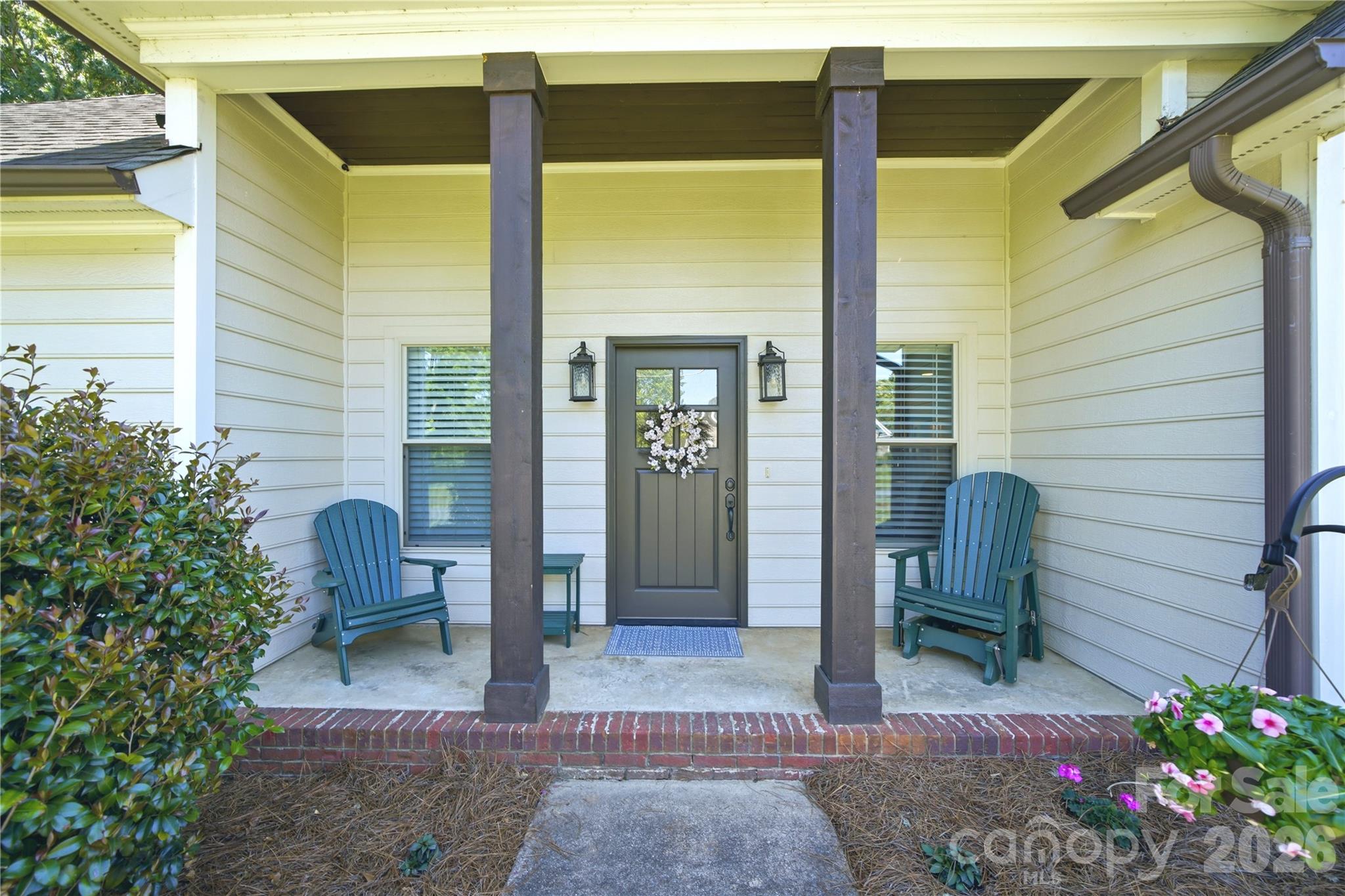 5701 Cedar Hill Drive Property Photo 2
