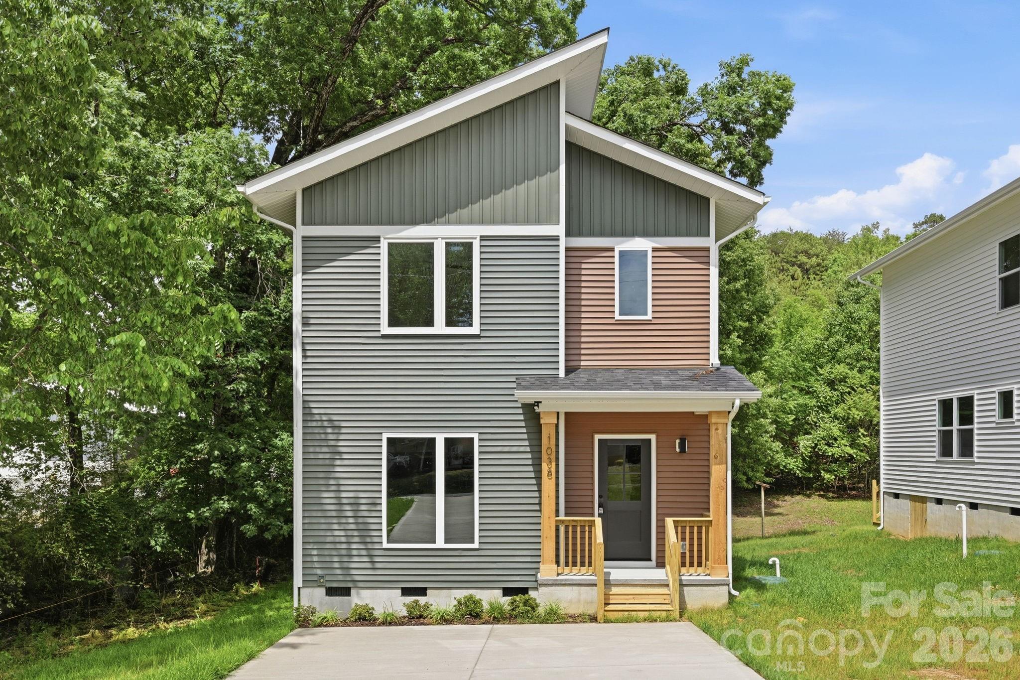 1038 Patton Avenue Property Photo 1