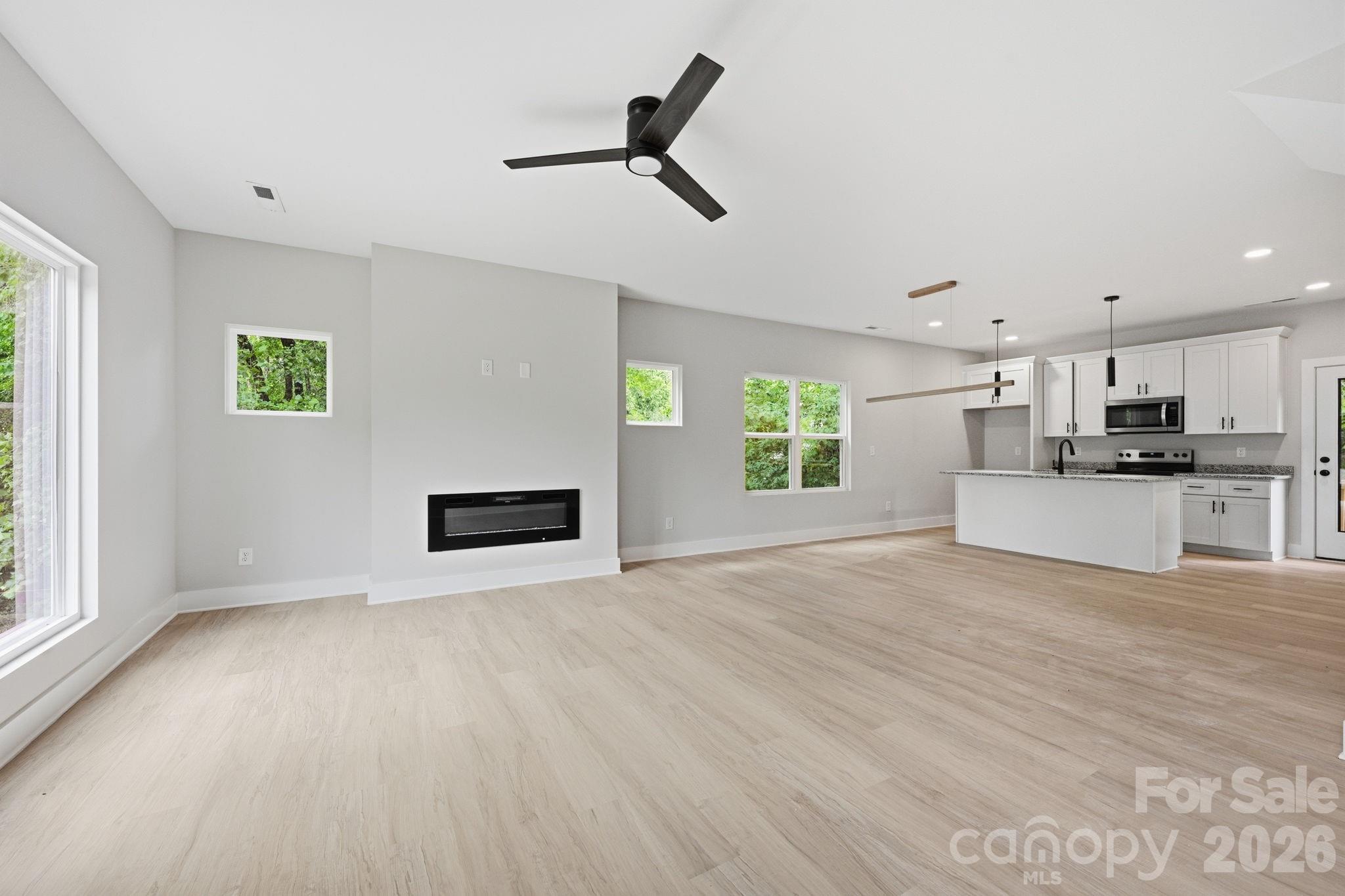 1038 Patton Avenue Property Photo 3
