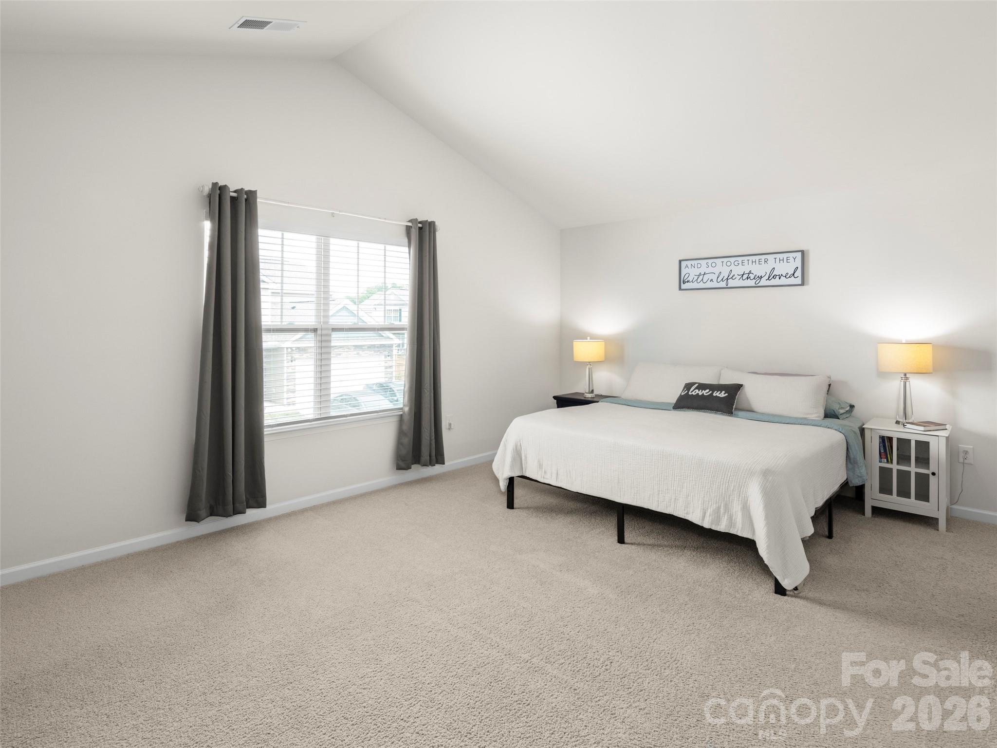 734 Fountain Park Boulevard Property Photo 12