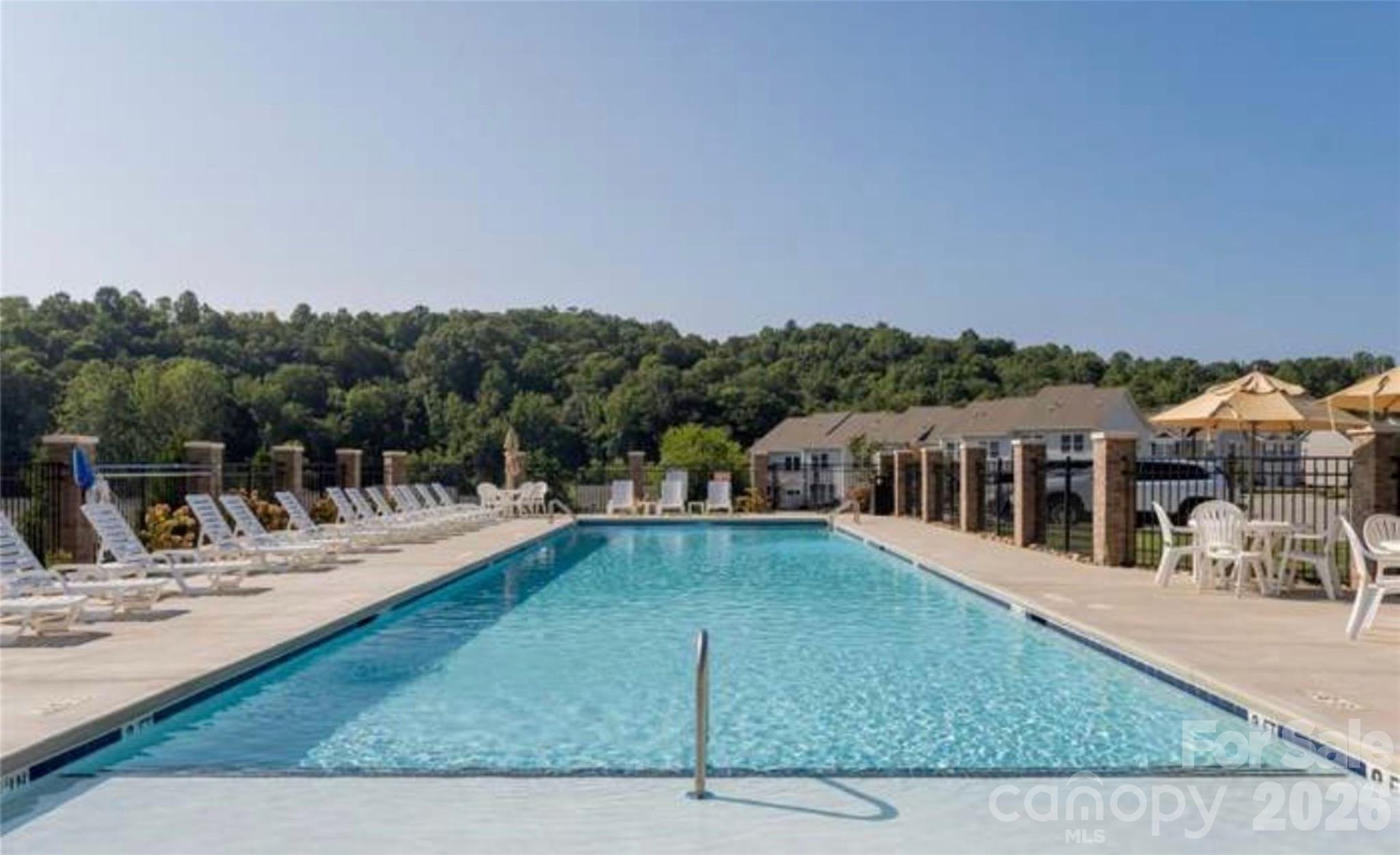 734 Fountain Park Boulevard Property Photo 26