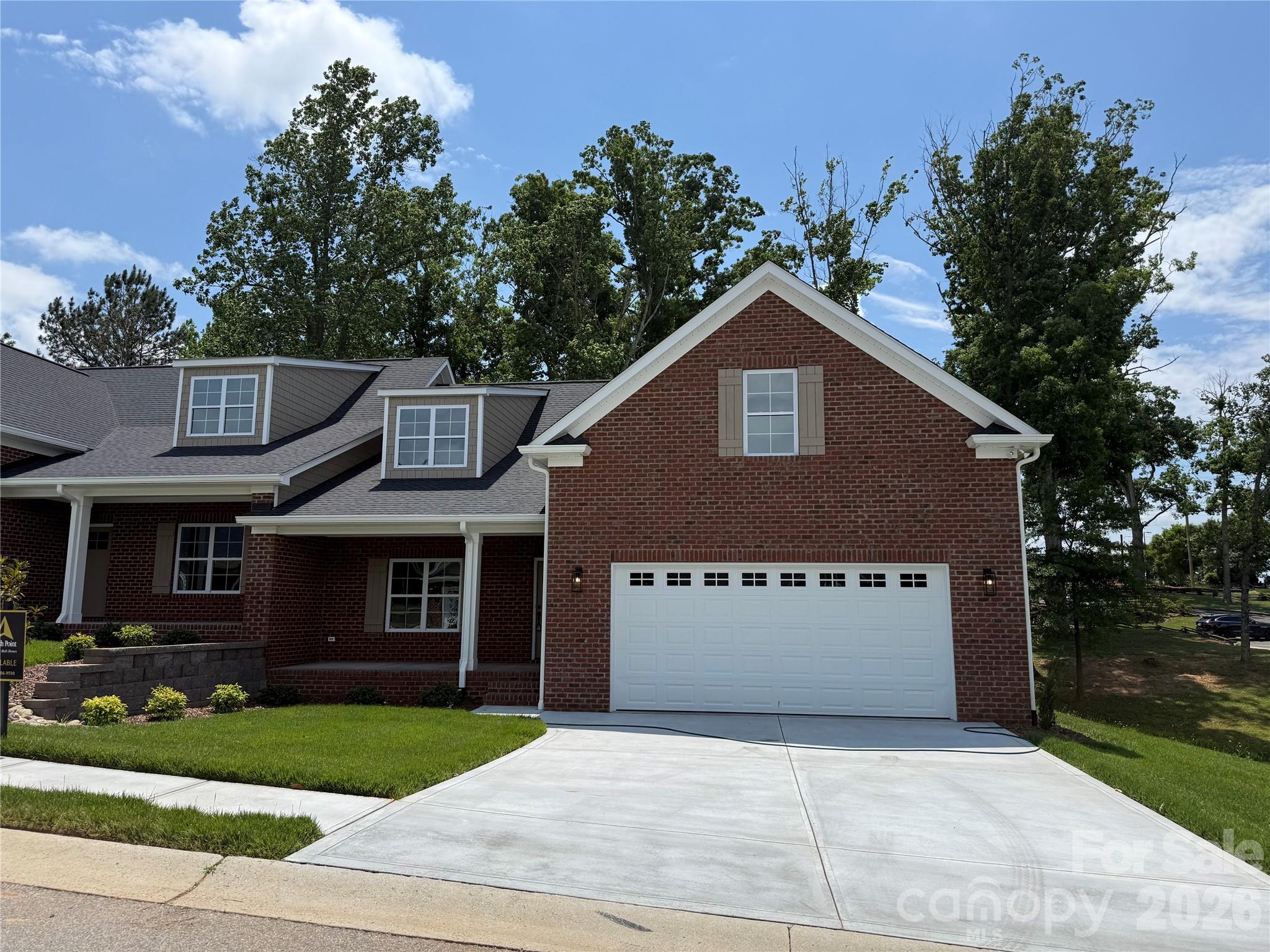 107 Abbington Lane Property Photo 1