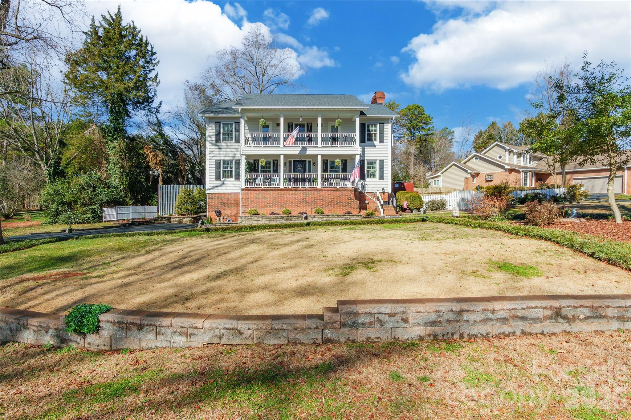 4205 Lake Shore Road Property Photo 3