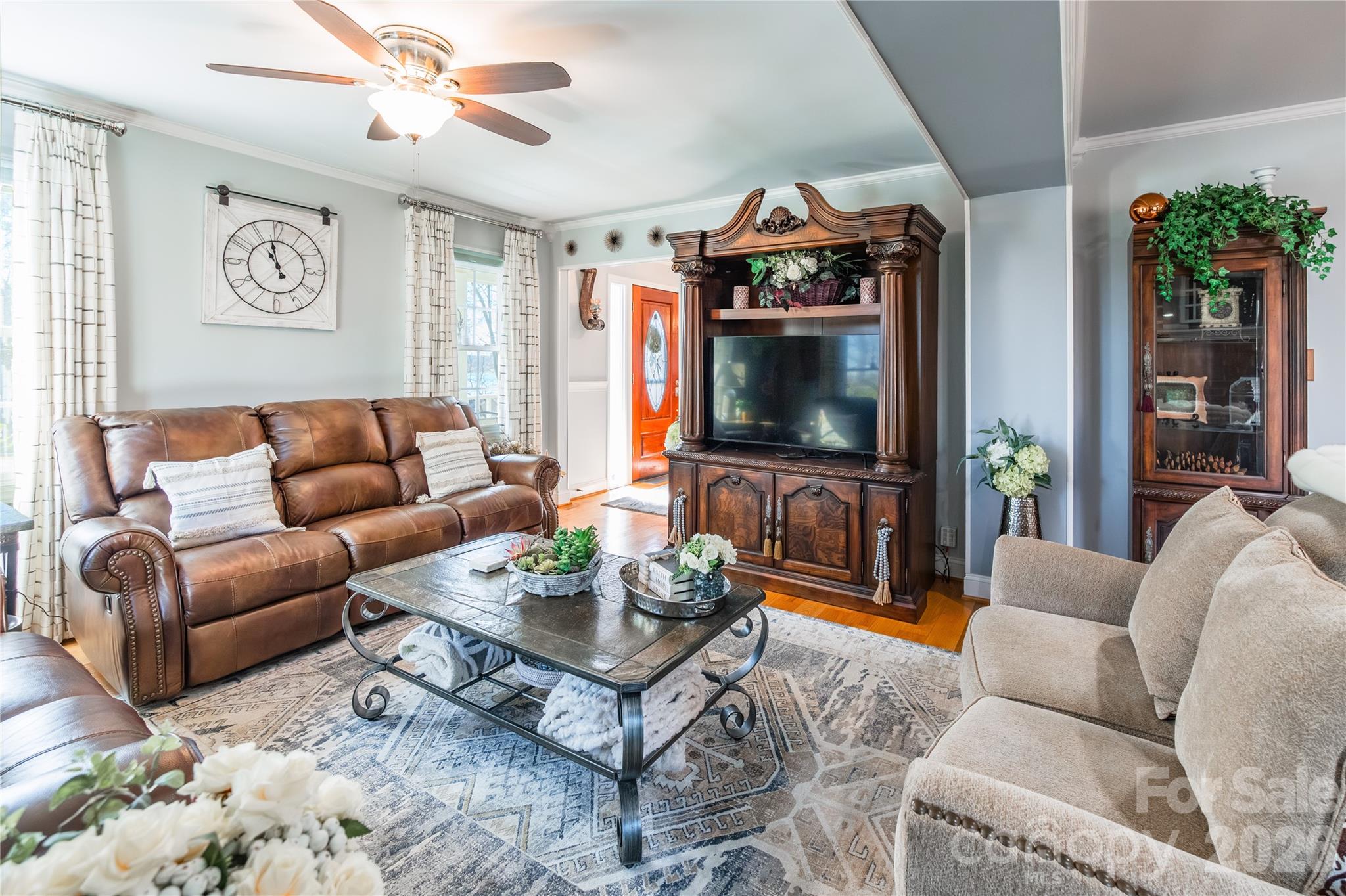 4205 Lake Shore Road Property Photo 8