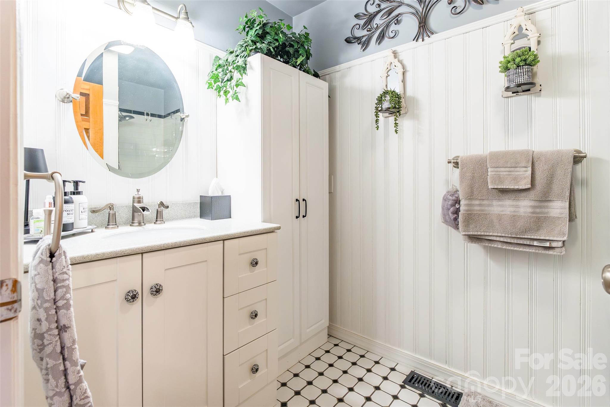 4205 Lake Shore Road Property Photo 19