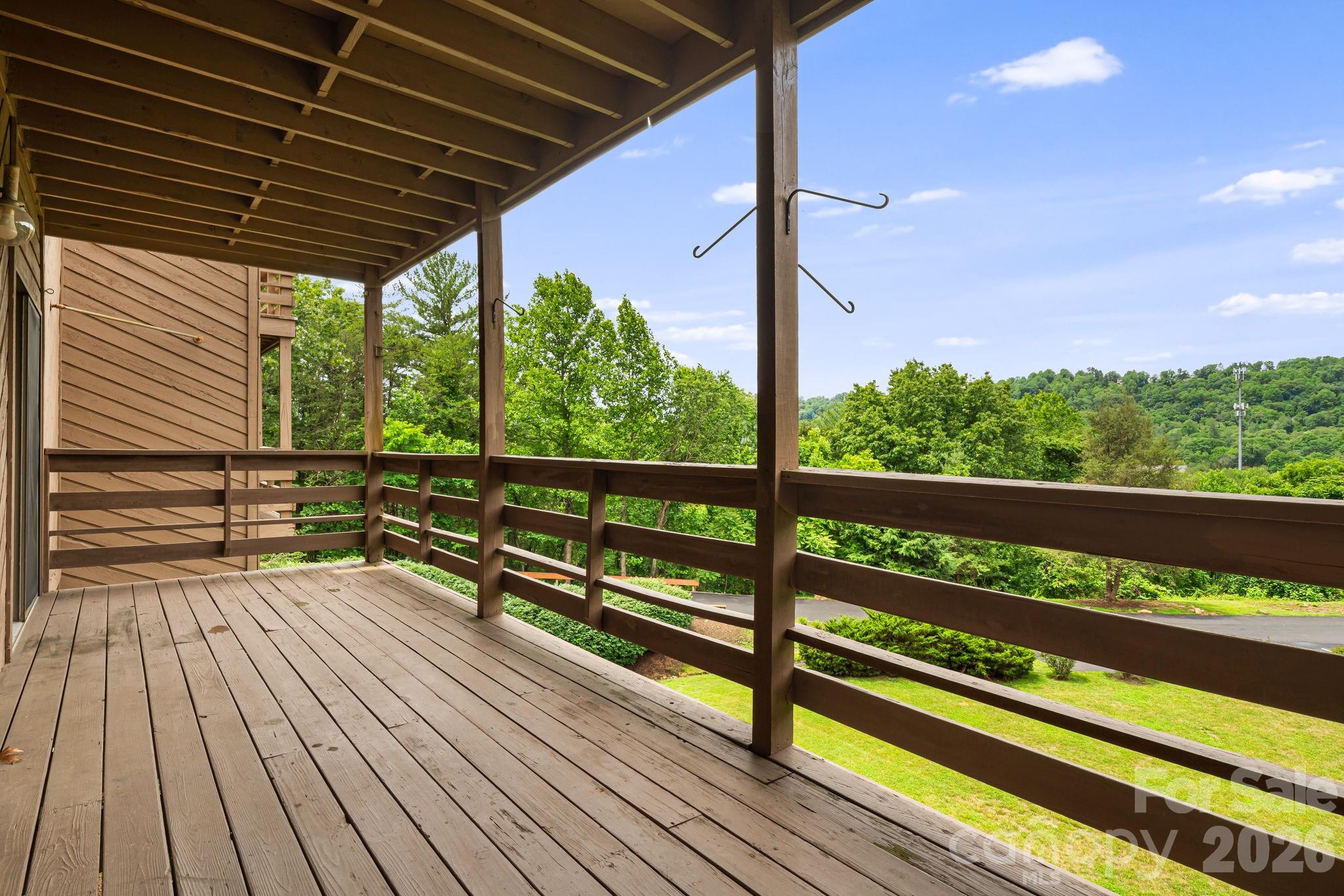 305 Piney Mountain Drive J2 Property Photo 26