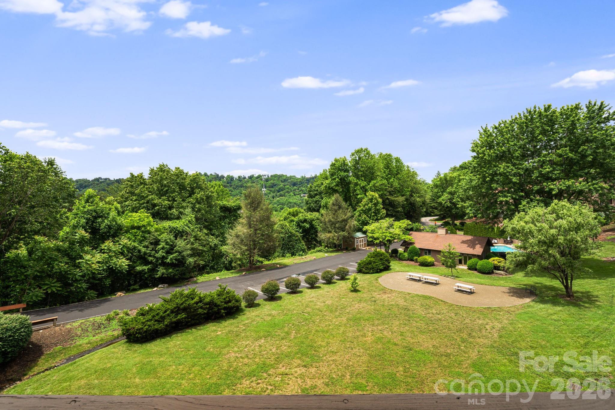 305 Piney Mountain Drive J2 Property Photo 28
