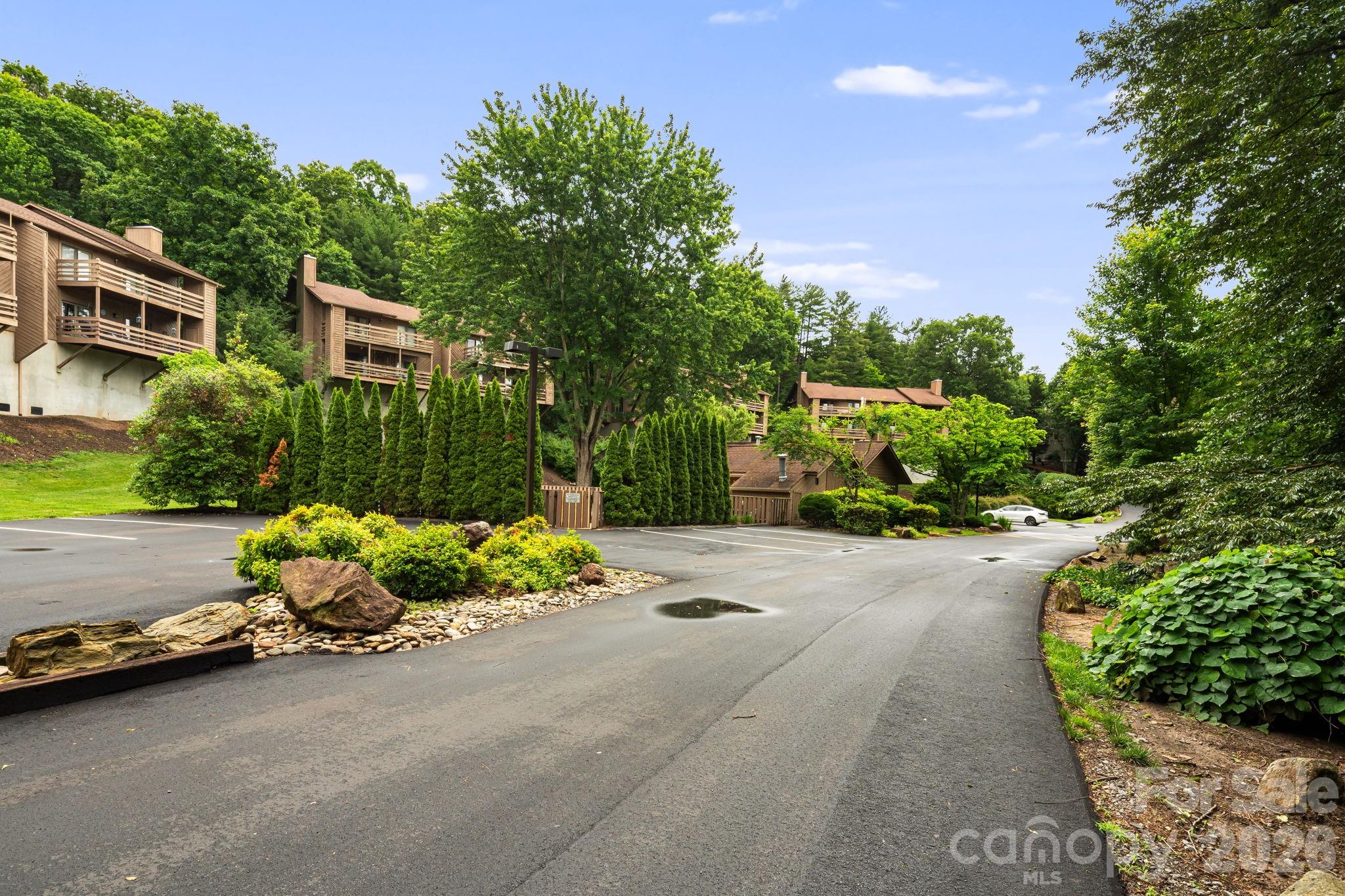 305 Piney Mountain Drive J2 Property Photo 35