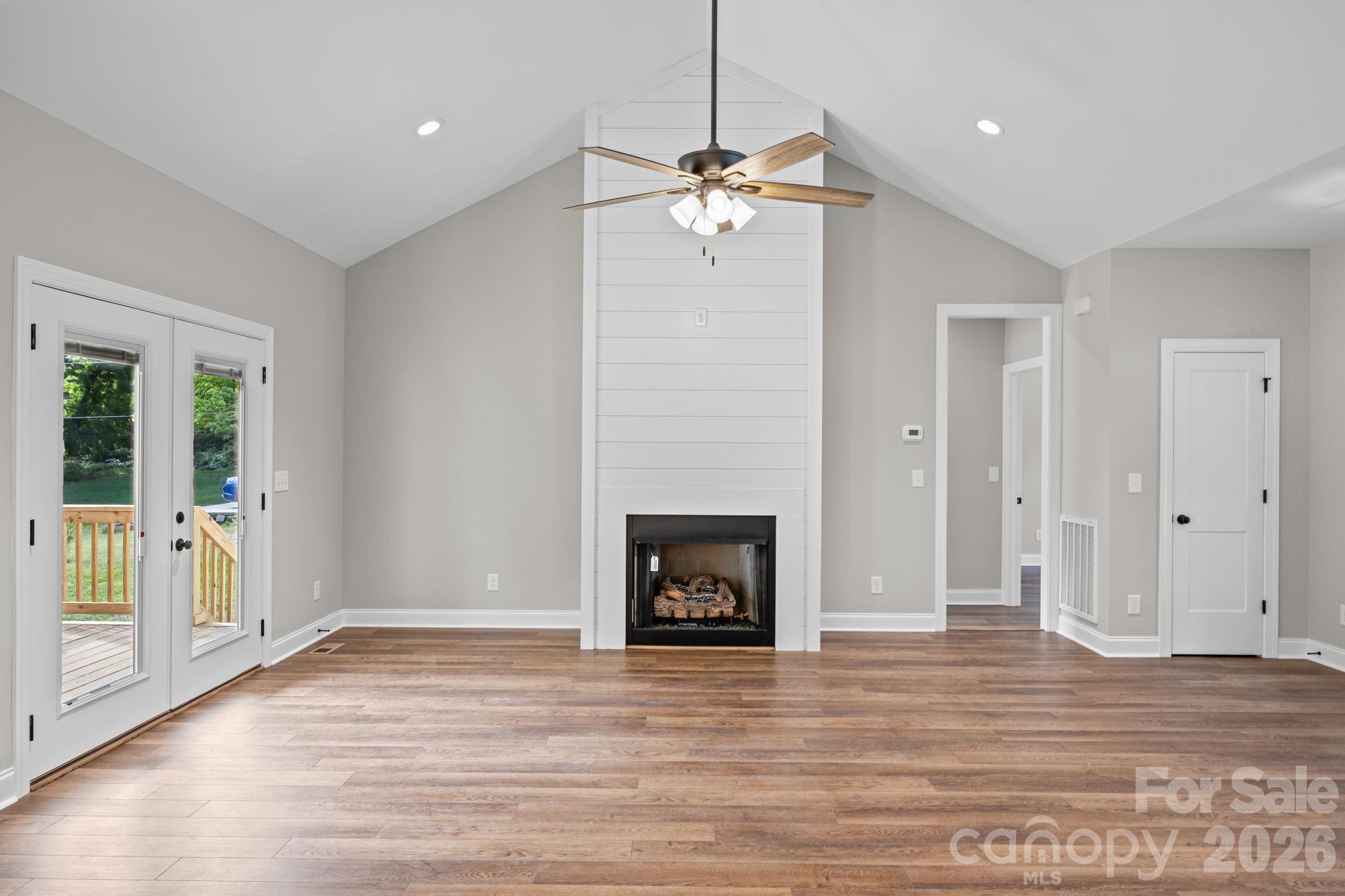 5037 Faith Road Property Photo 10