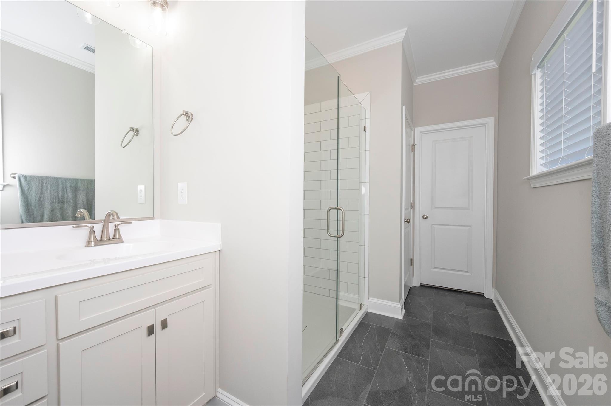 438 Fernwood Drive Property Photo 9