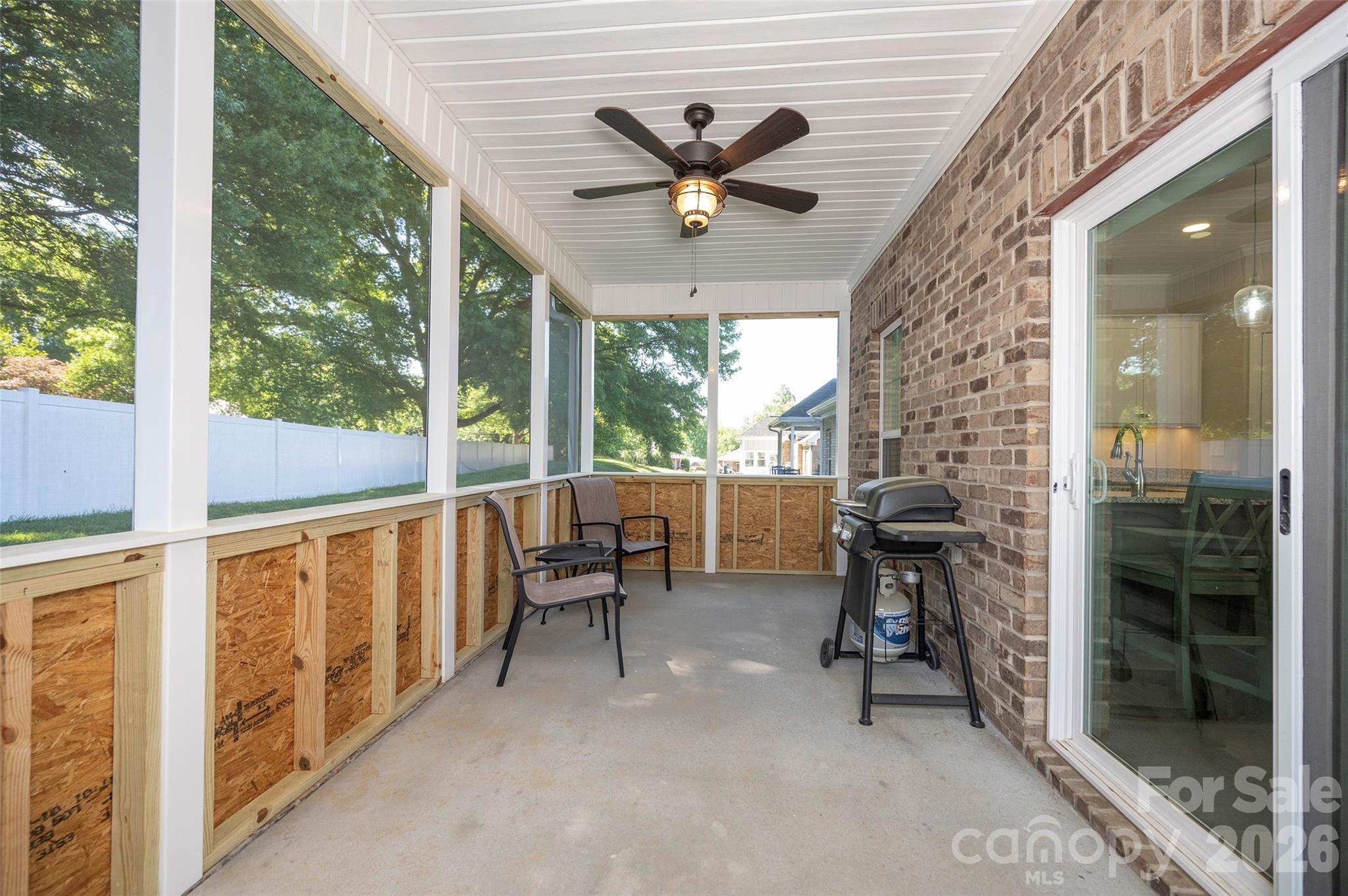 438 Fernwood Drive Property Photo 20