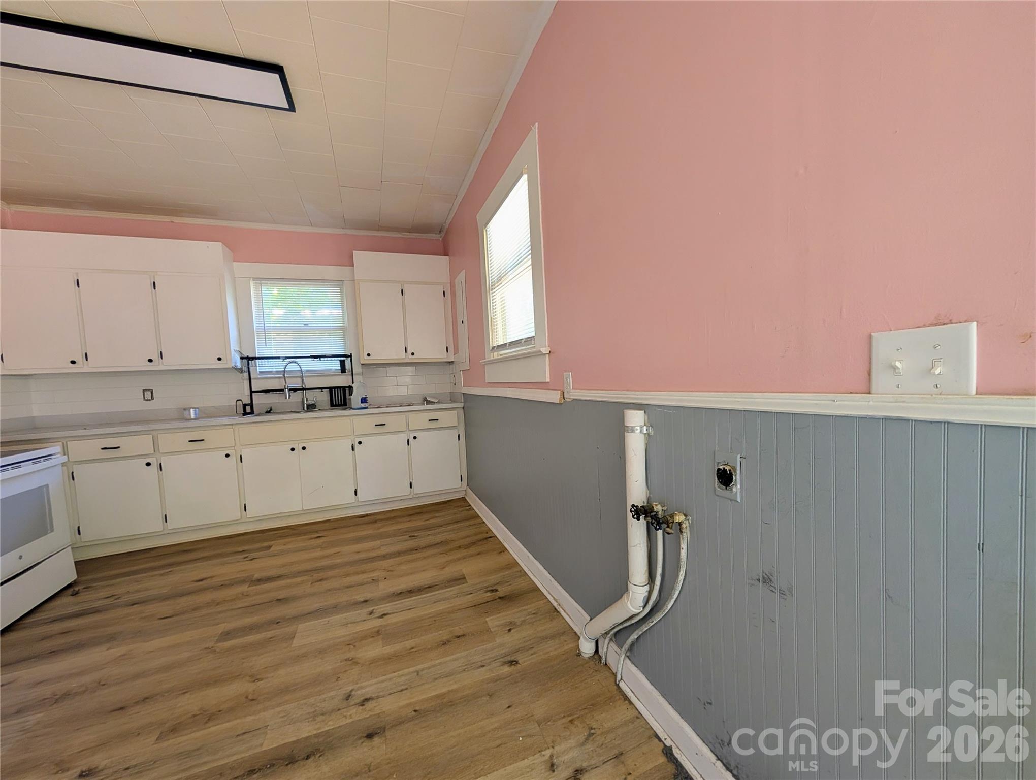 204 Shelby Street Property Photo 5