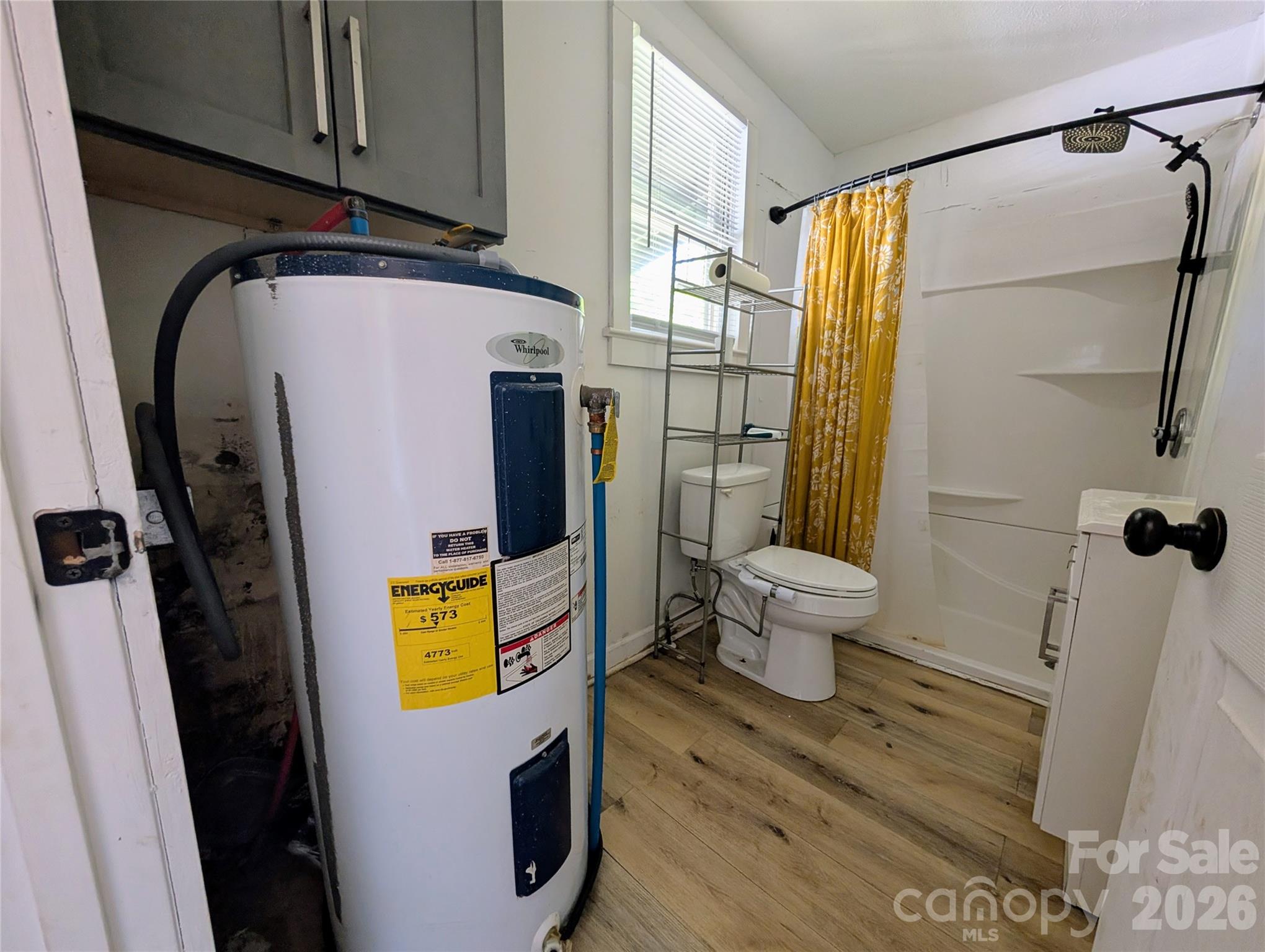 204 Shelby Street Property Photo 7