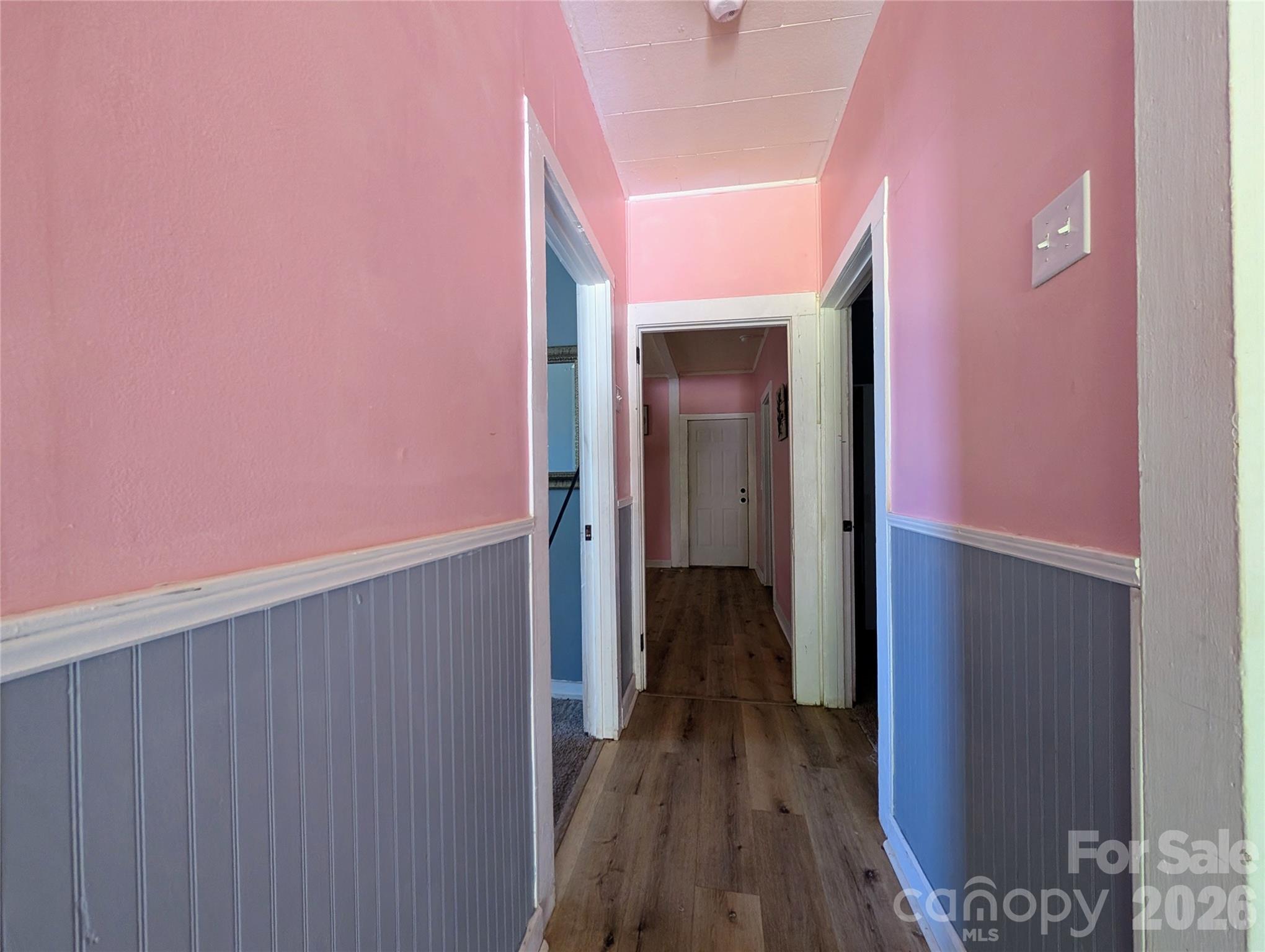 204 Shelby Street Property Photo 8