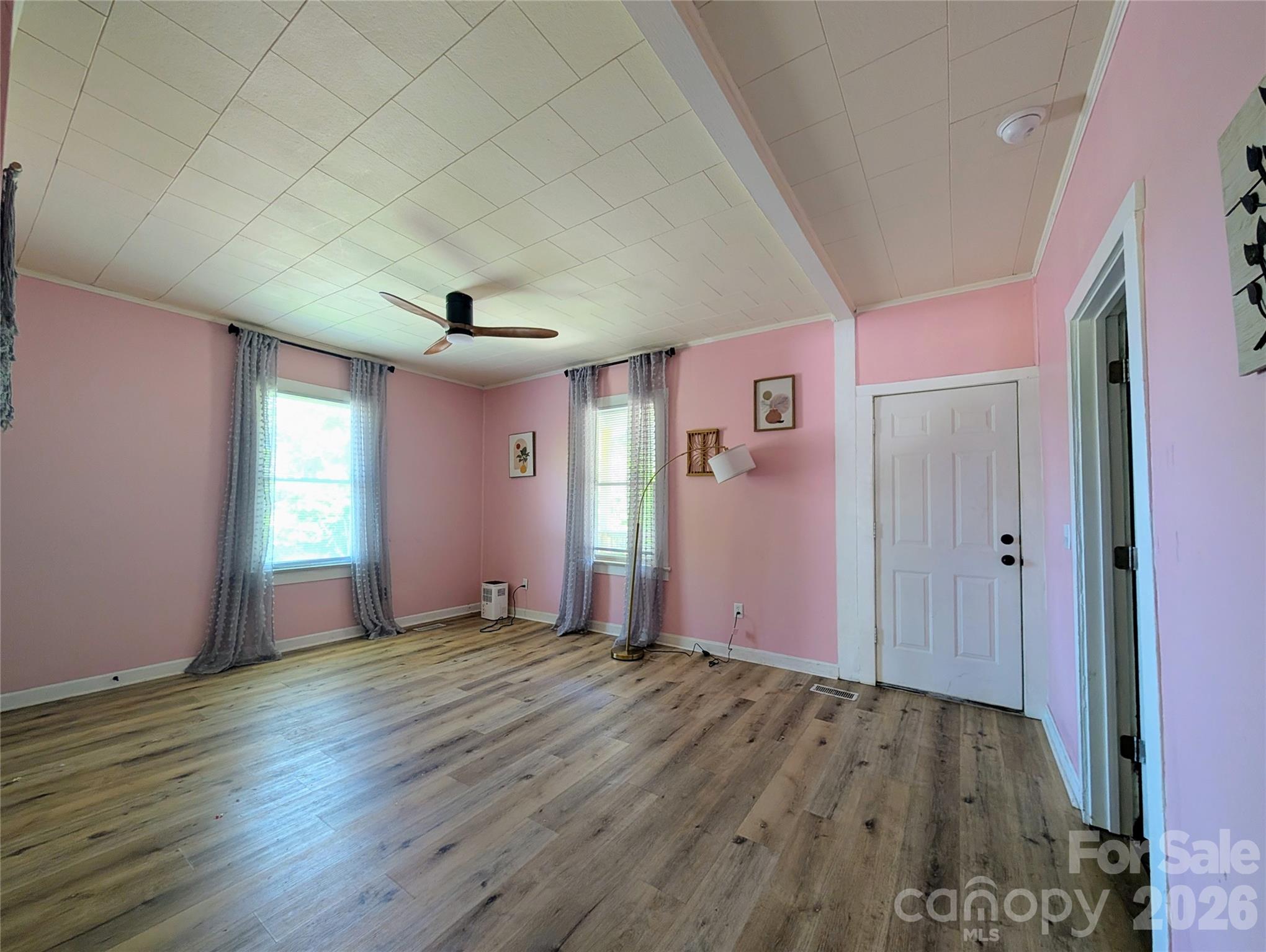 204 Shelby Street Property Photo 13