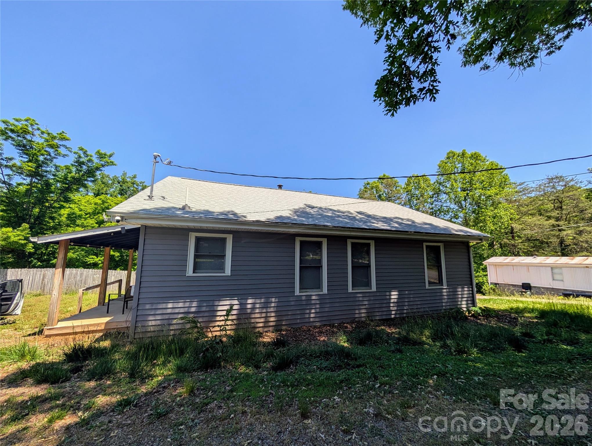 204 Shelby Street Property Photo 21