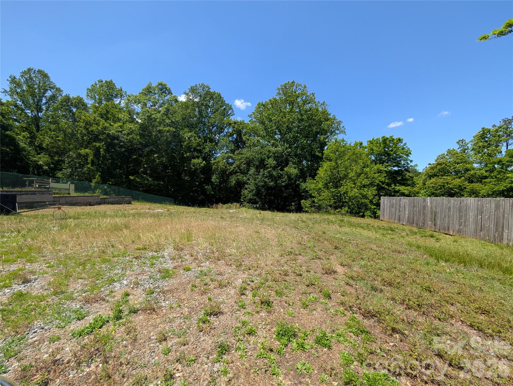 204 Shelby Street Property Photo 22
