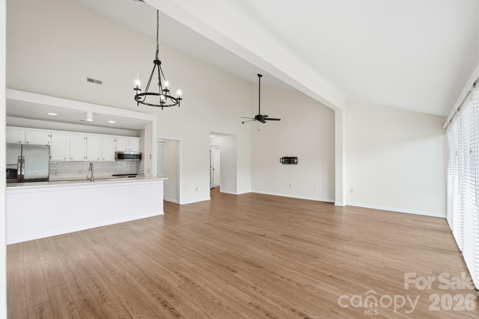 7 Marina Road Property Photo 10