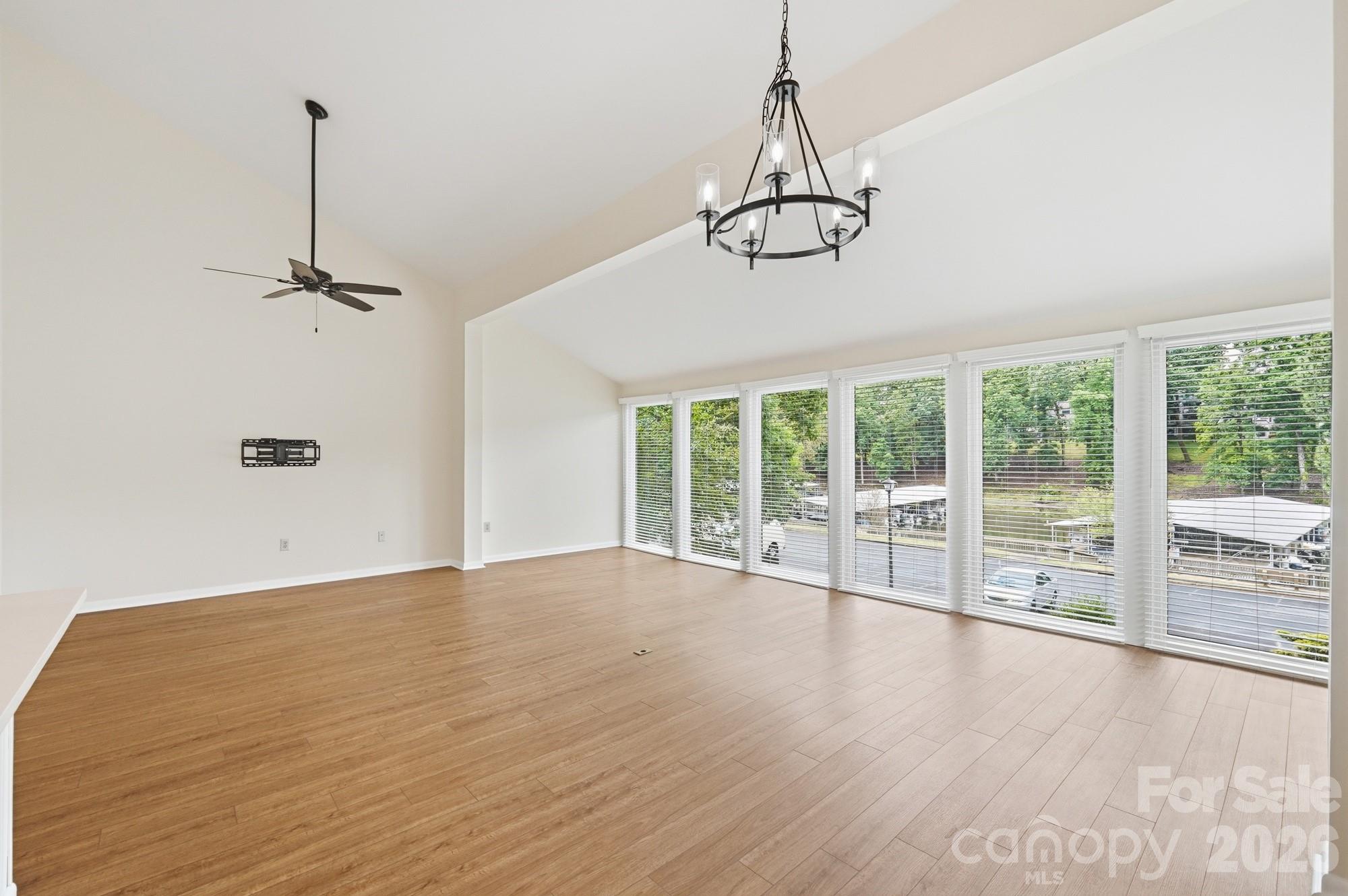 7 Marina Road Property Photo 12