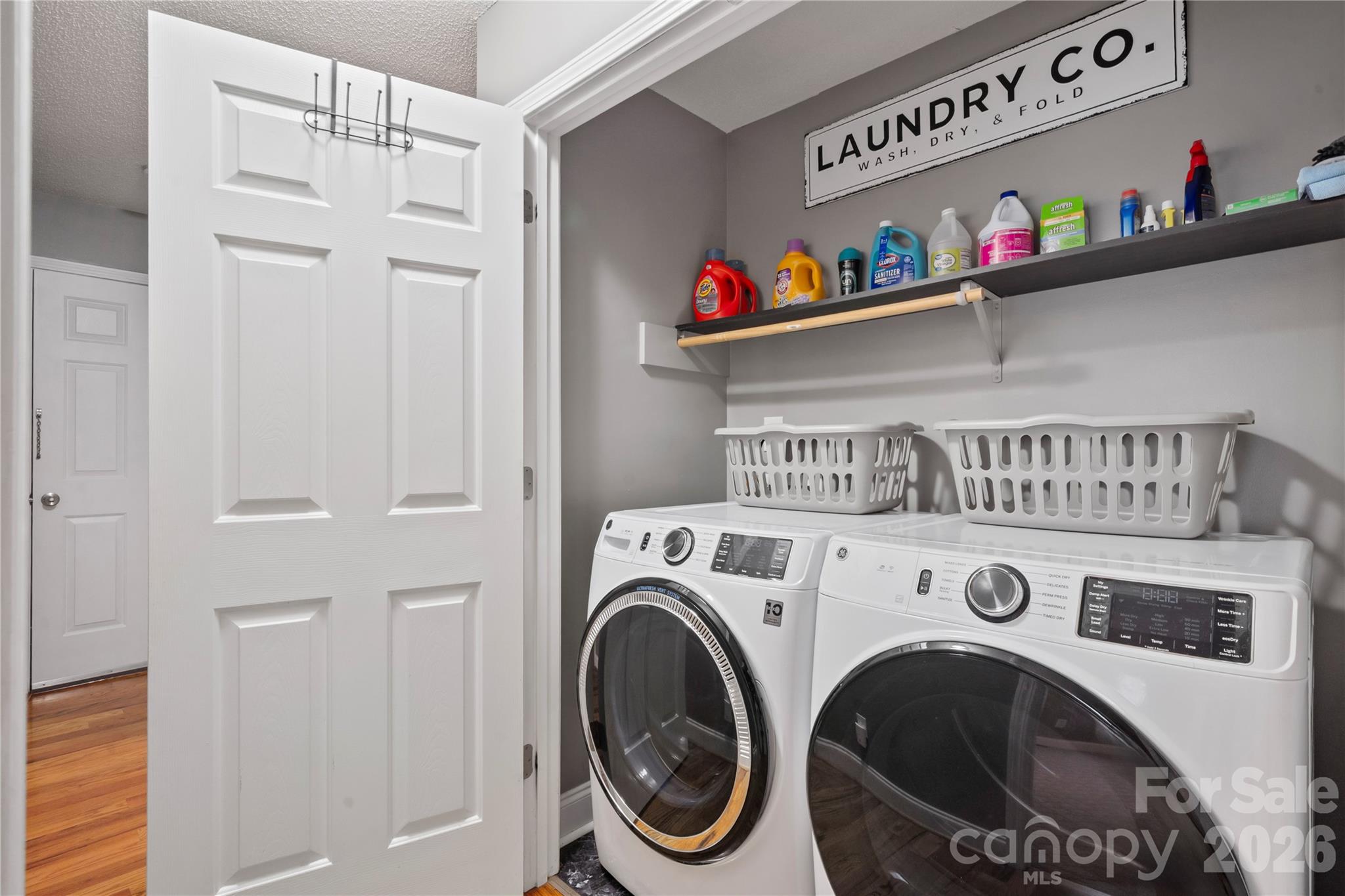 3933 Rocky Brook Place Property Photo 18