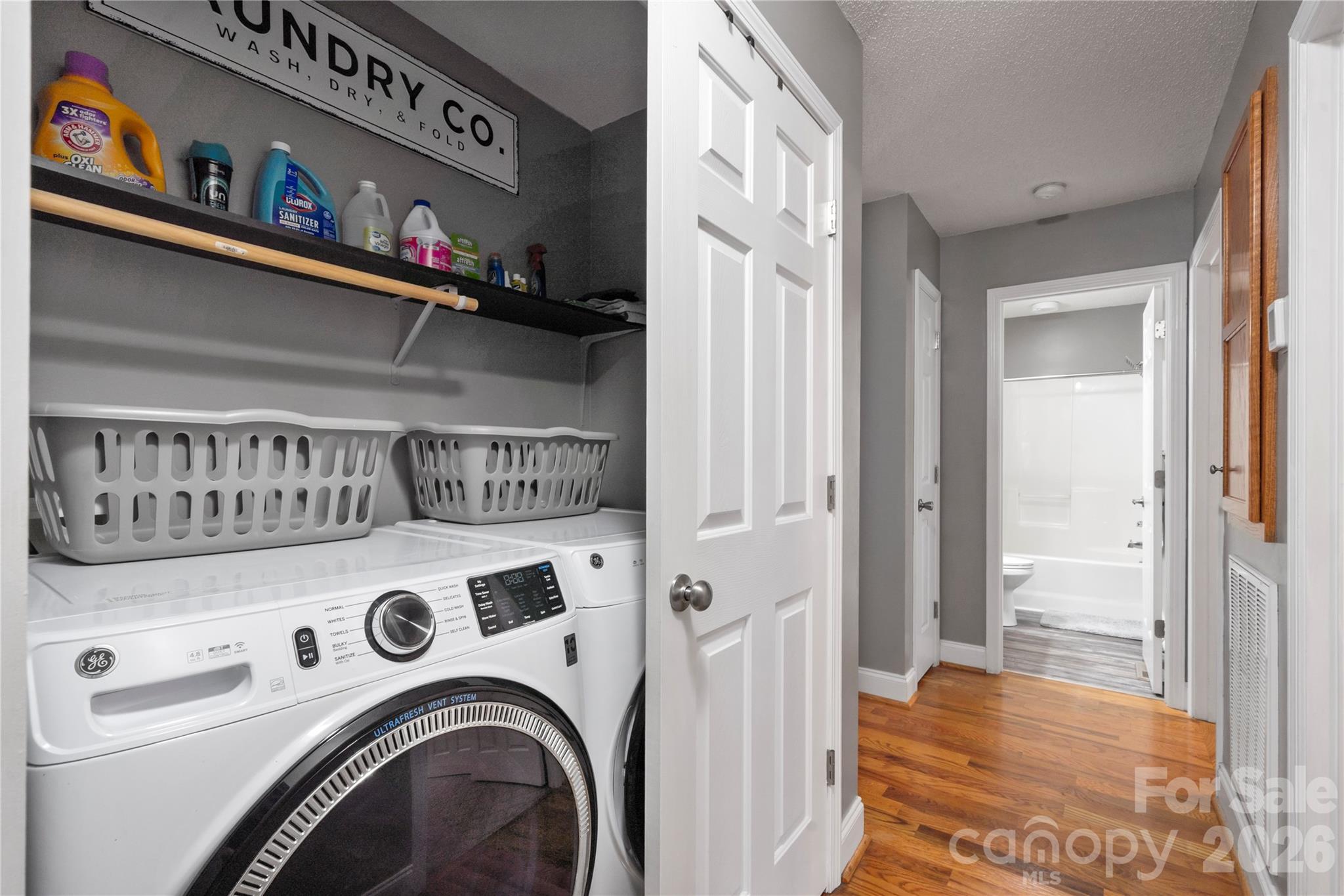 3933 Rocky Brook Place Property Photo 19