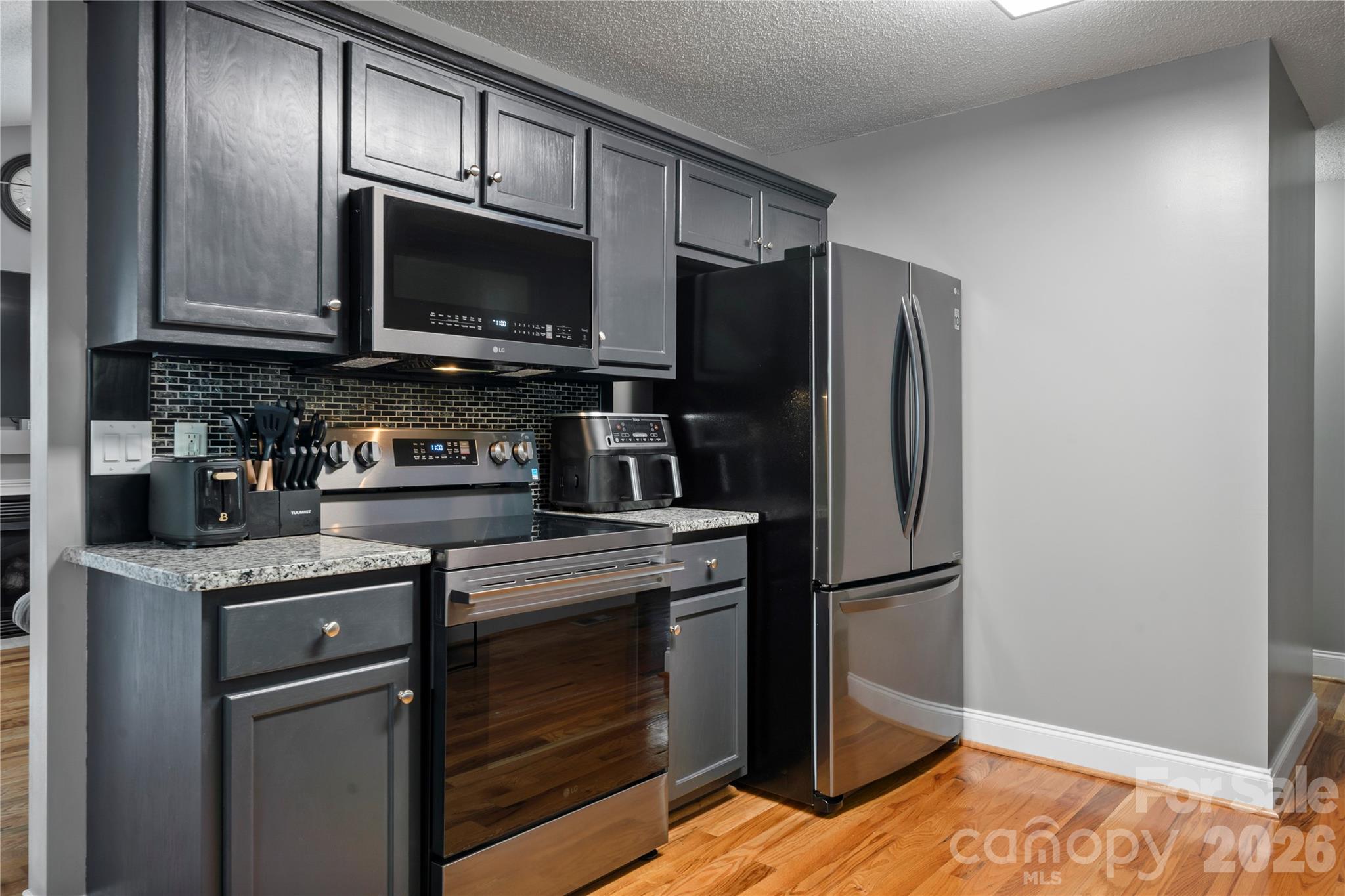 3933 Rocky Brook Place Property Photo 23