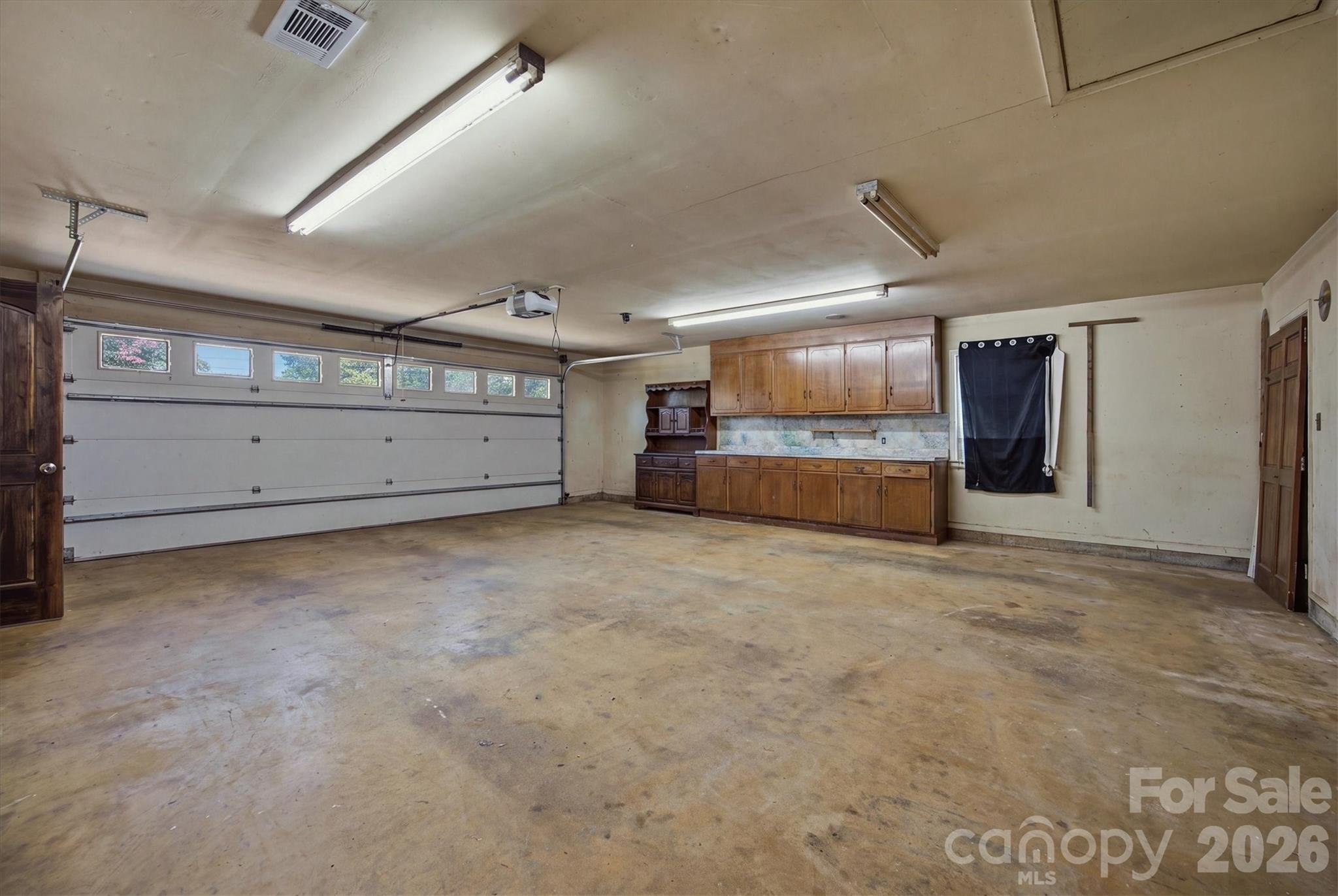5136 Sherrill Drive Property Photo 20