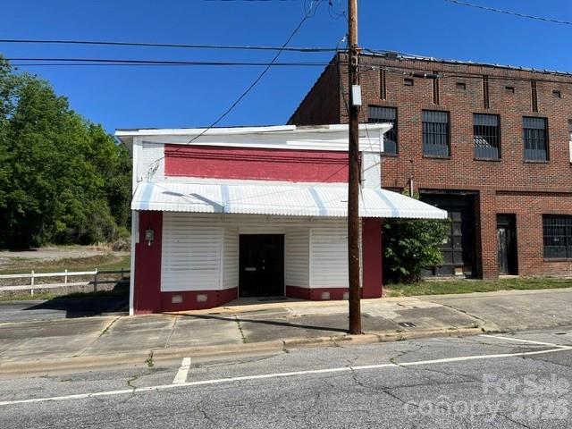 1132 West Avenue Property Photo 1