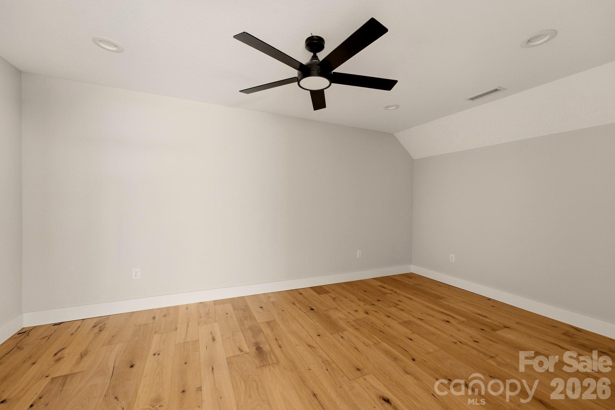 431 Tahlfield Road Property Photo 37
