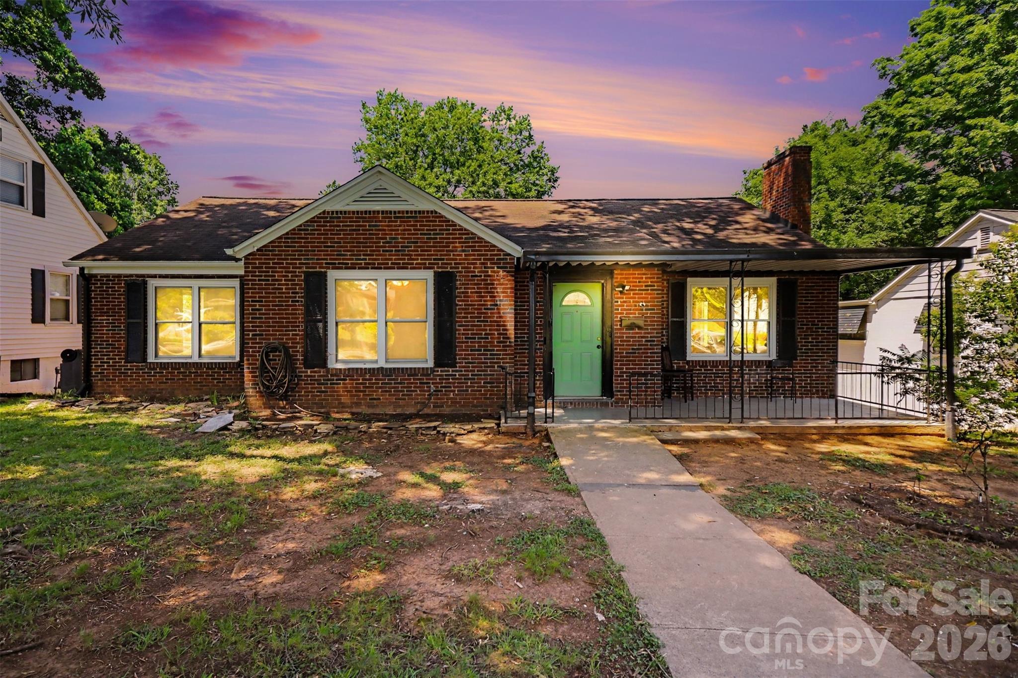 624 Margaret Drive Property Photo 2