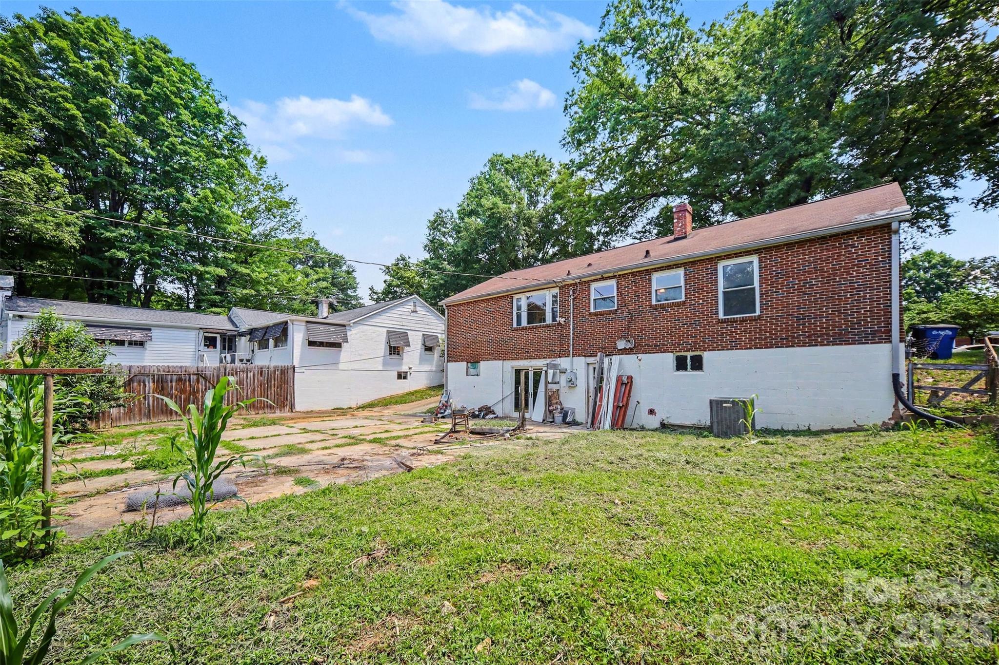 624 Margaret Drive Property Photo 17