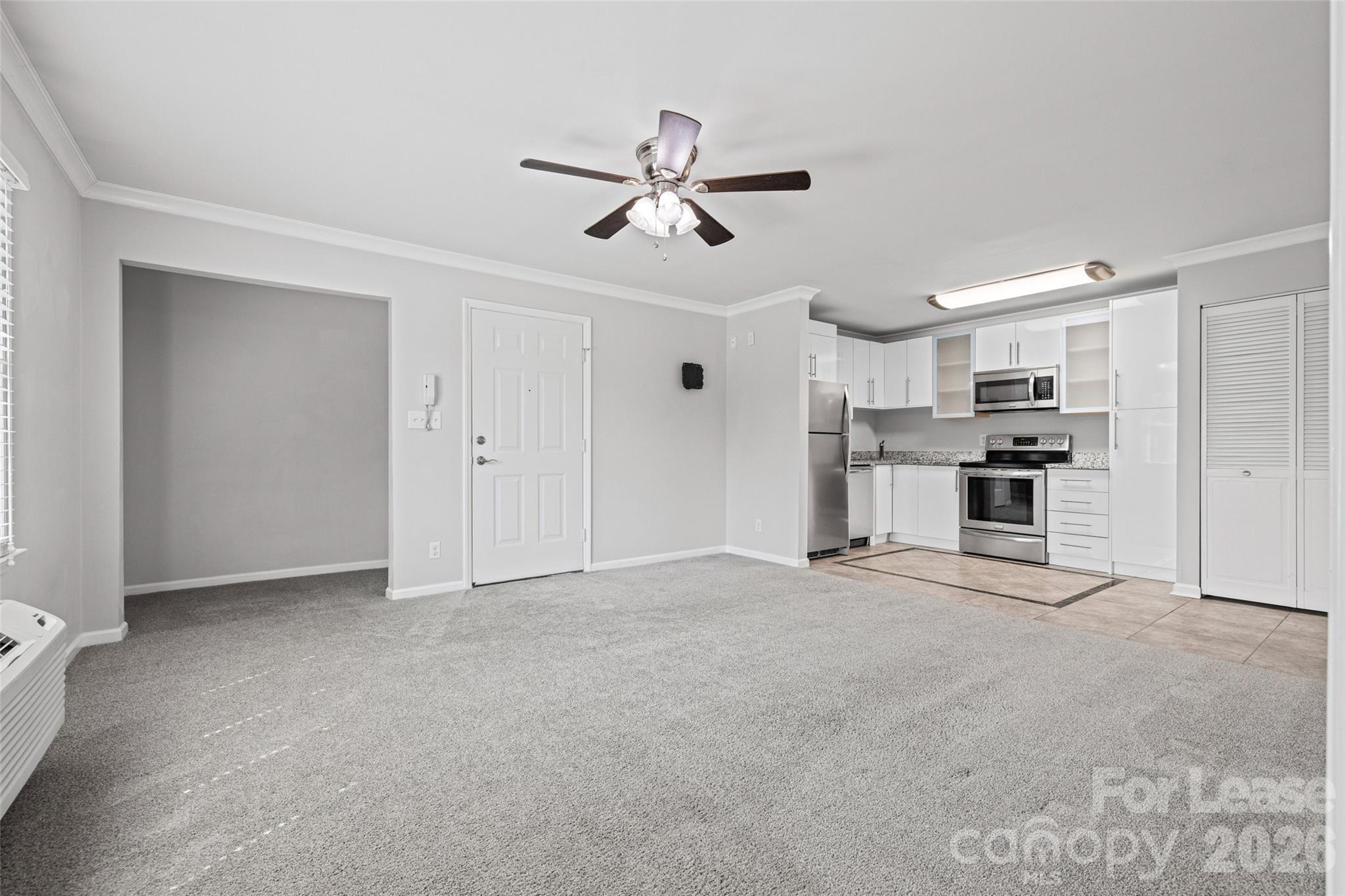 113 Stroupe Road E Property Photo 7
