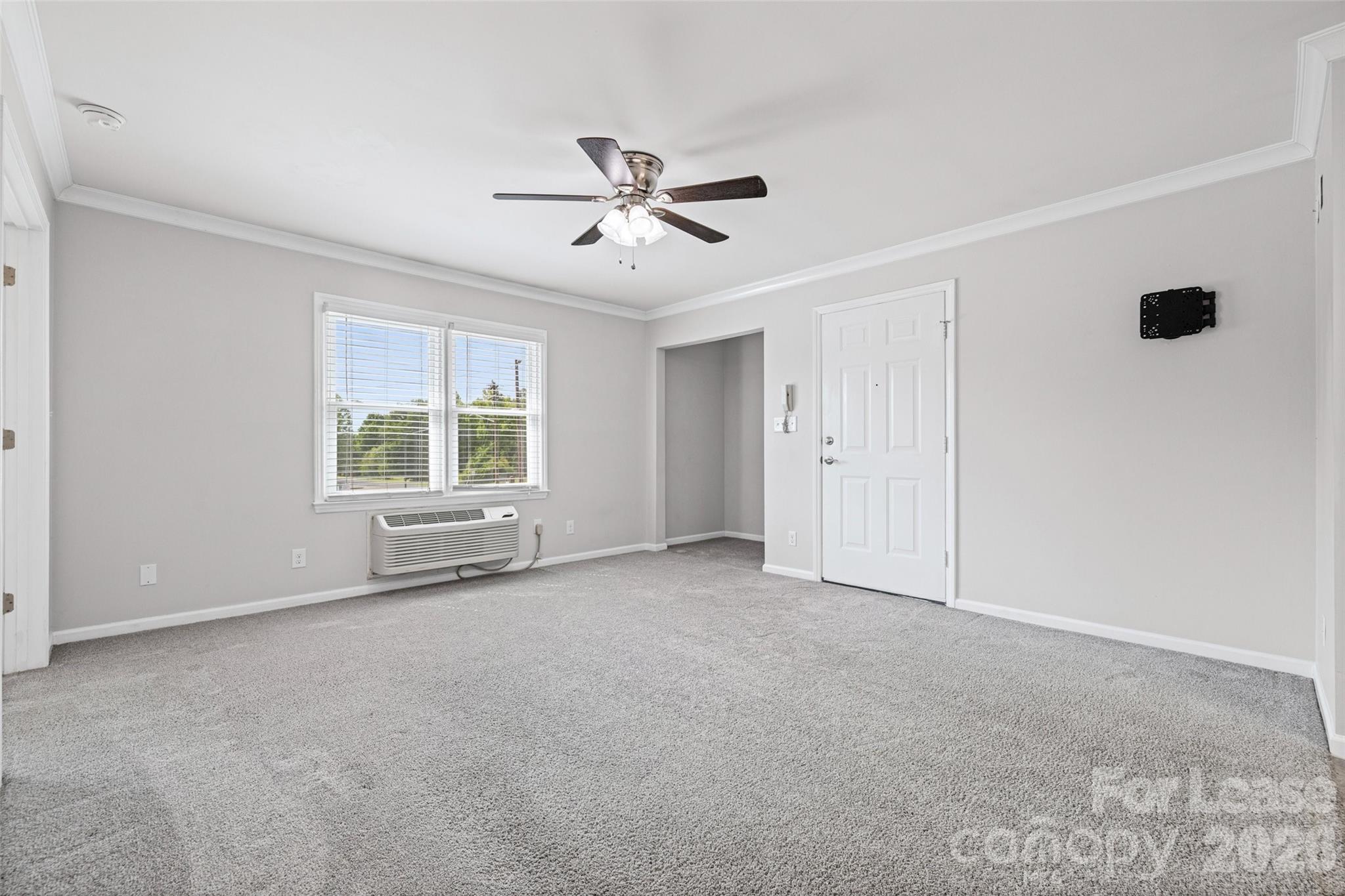 113 Stroupe Road E Property Photo 9