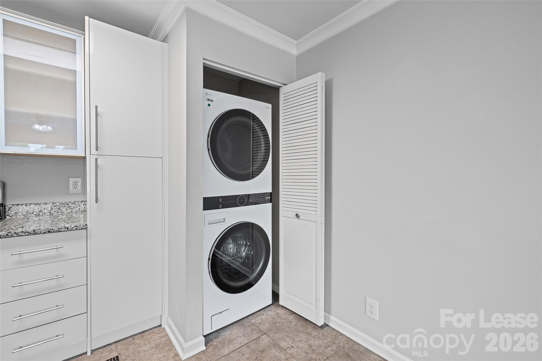 113 Stroupe Road E Property Photo 15