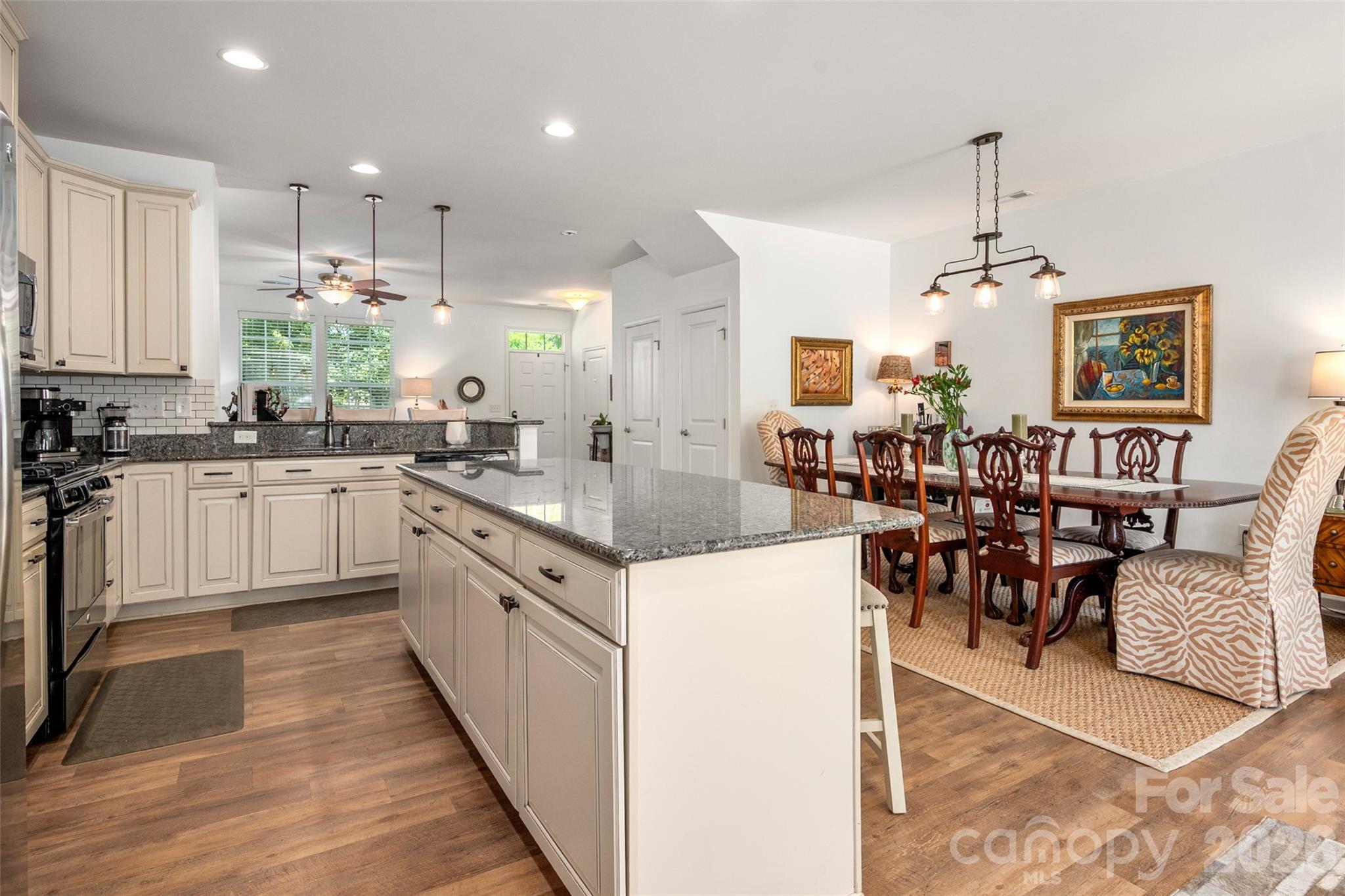 20114 Lamp Lighters Way Property Photo 8