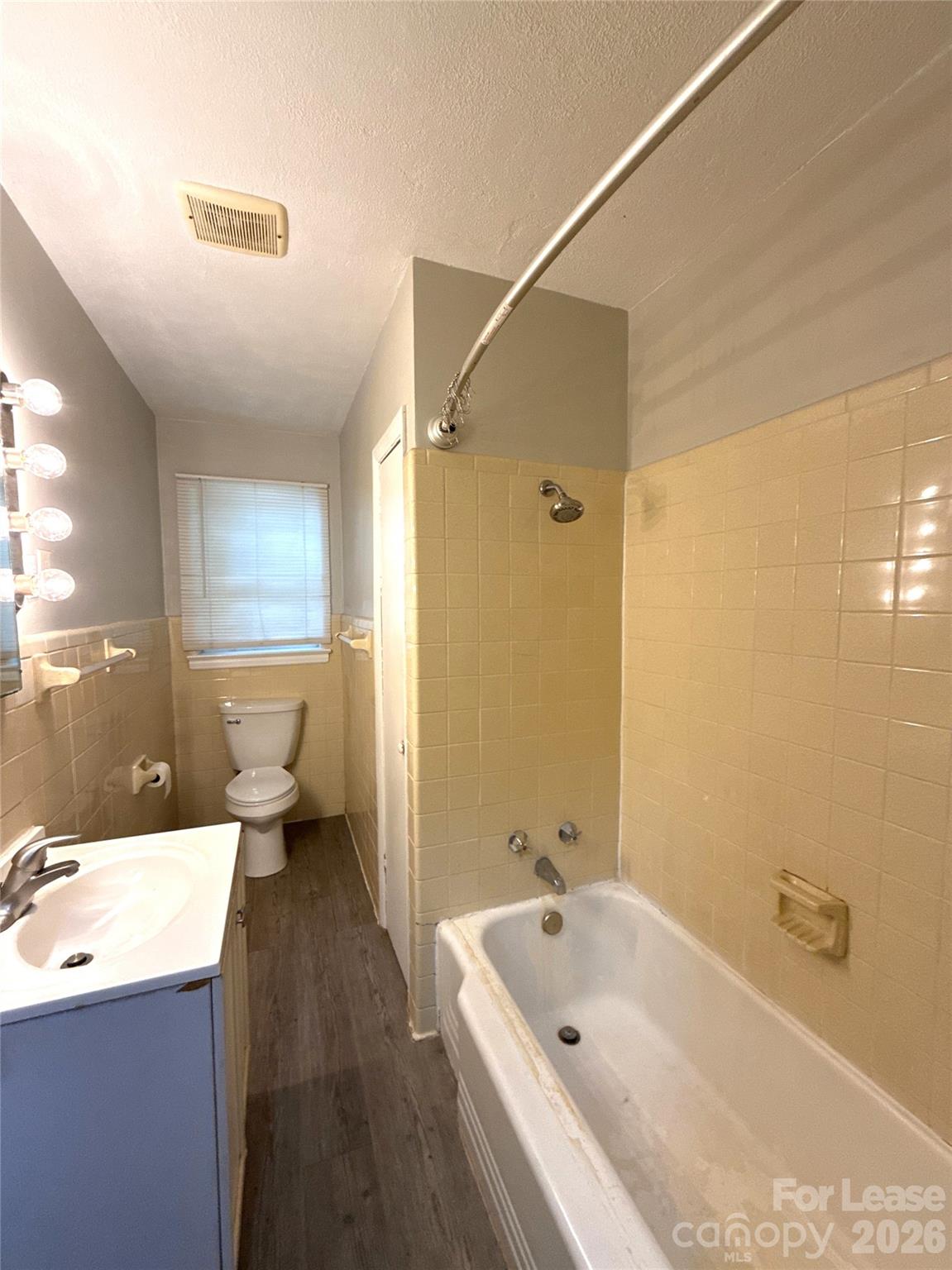 2000 Weststone Drive Property Photo 10