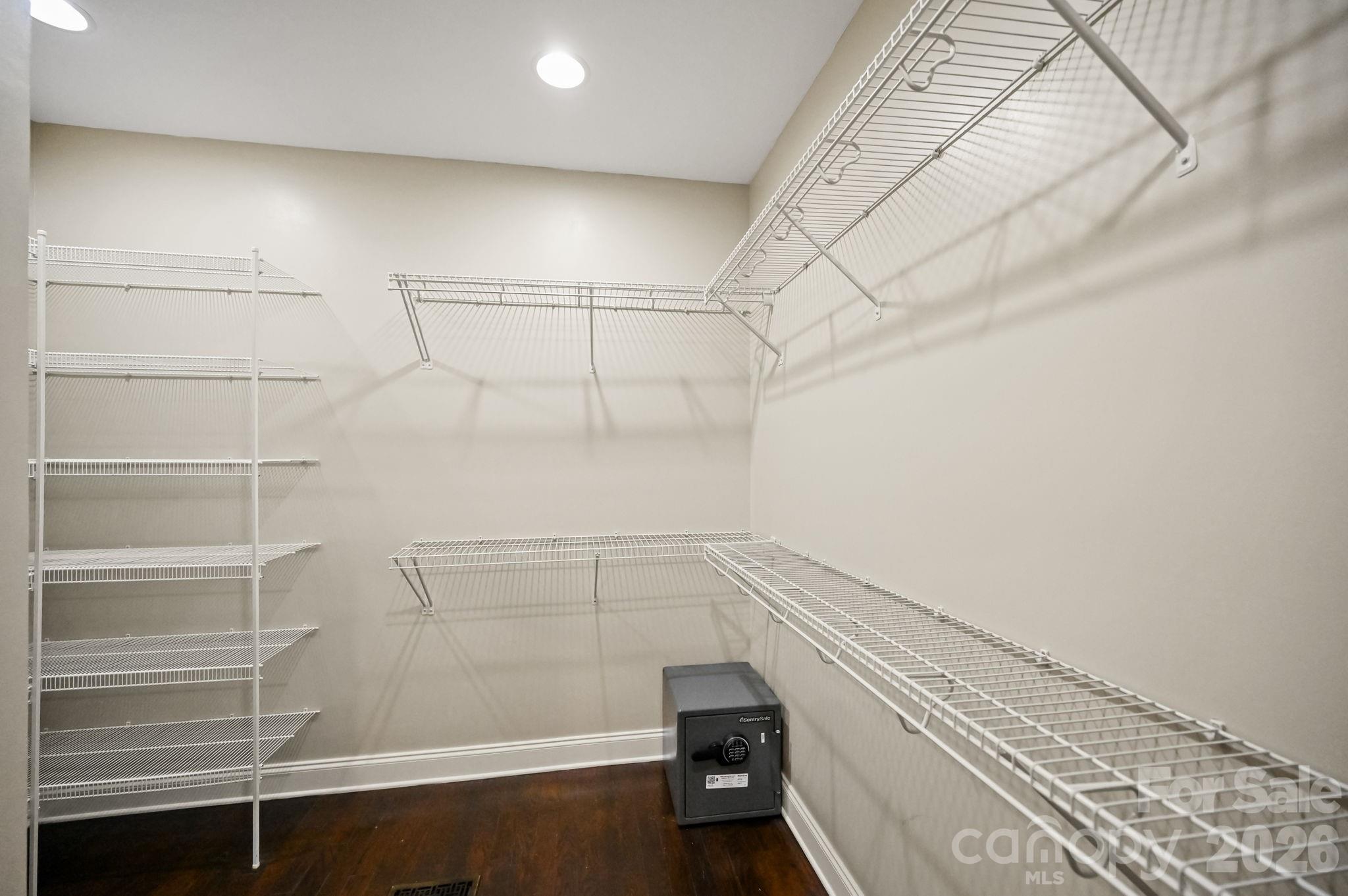 314 Woodland Drive Property Photo 16