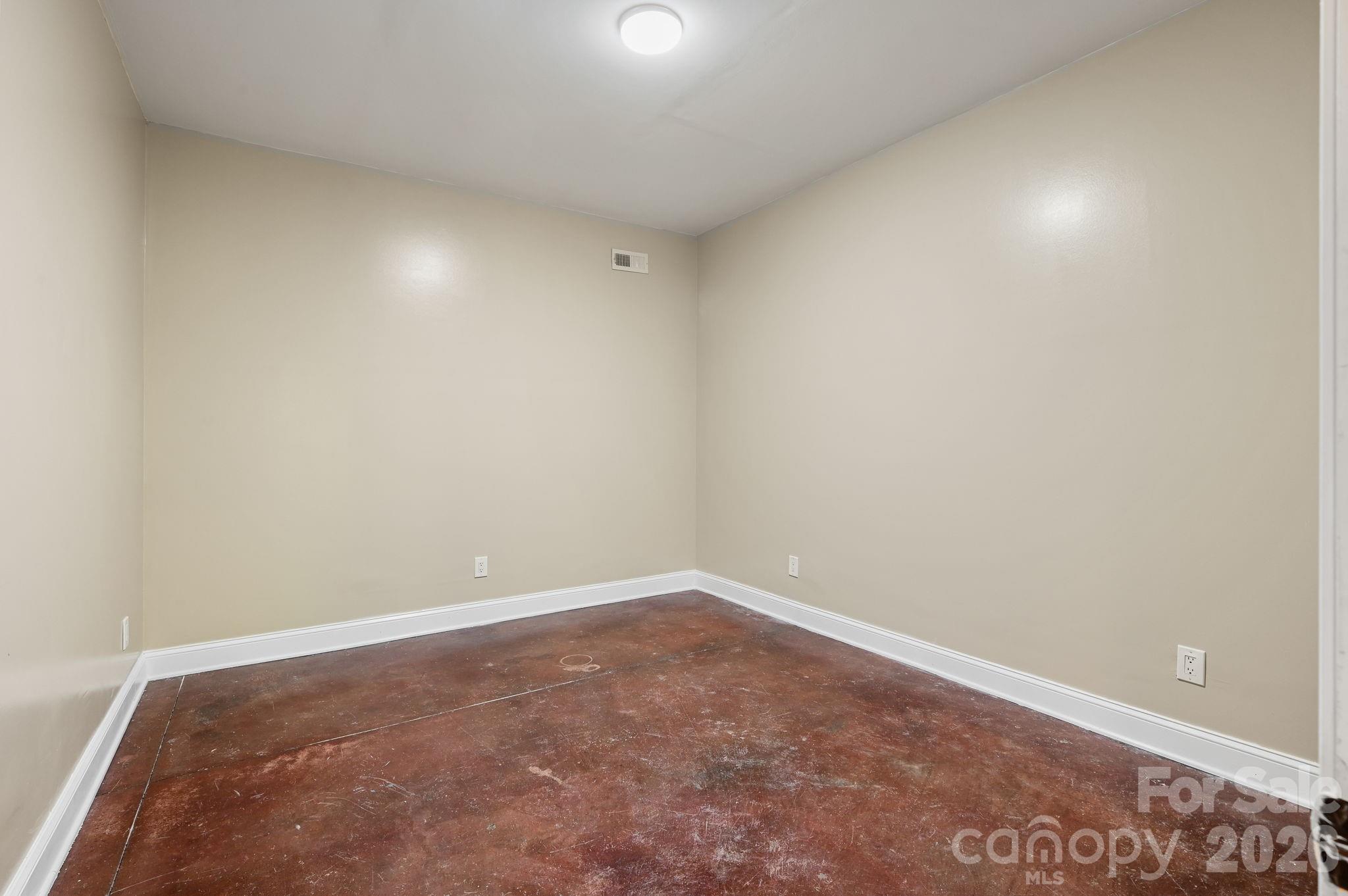 314 Woodland Drive Property Photo 37