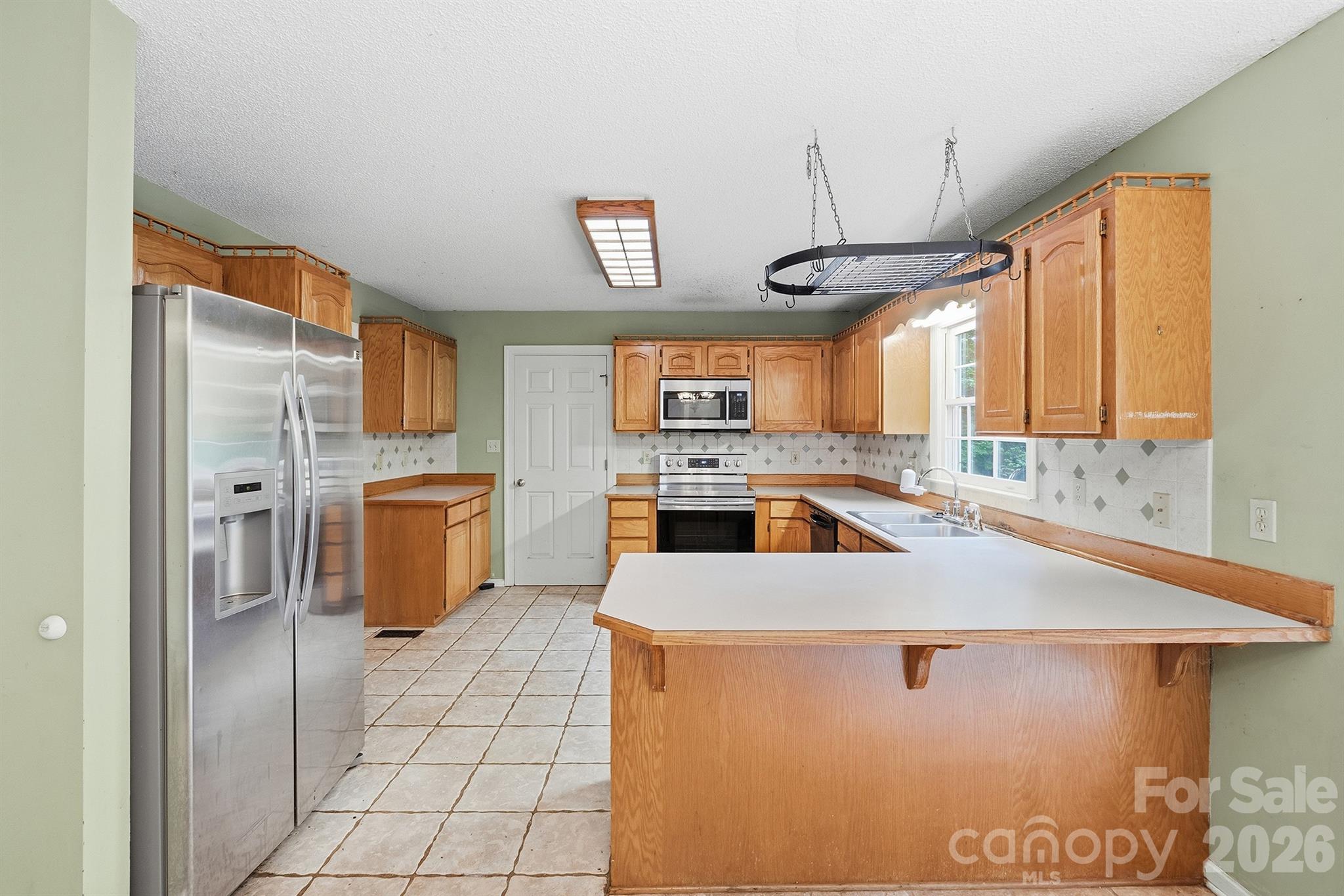 1227 Shirebourn None Property Photo 18