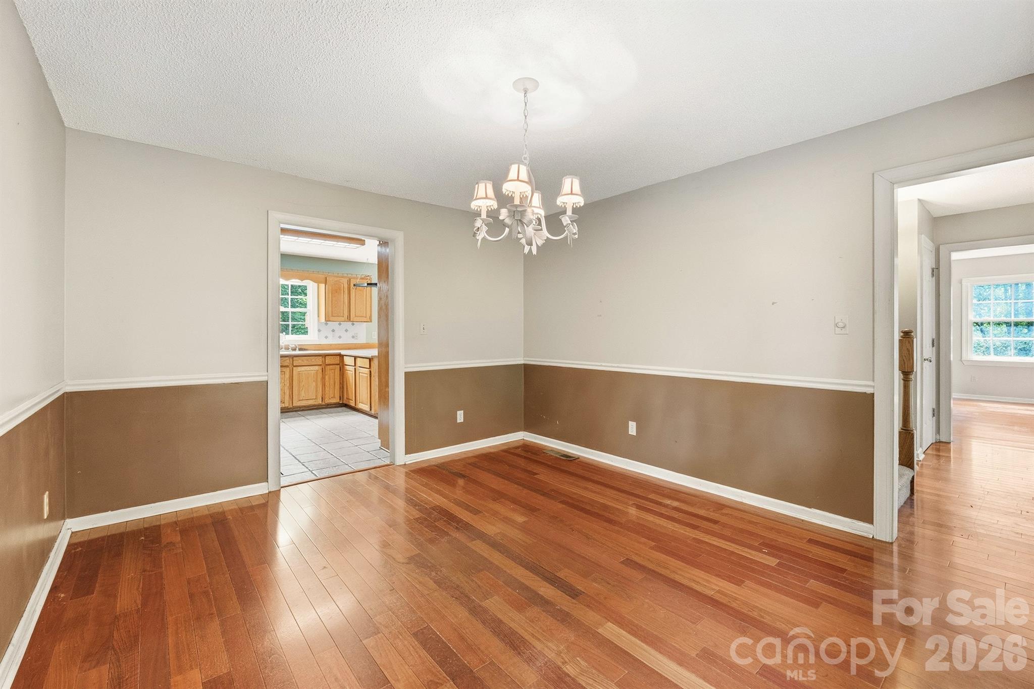 1227 Shirebourn None Property Photo 23