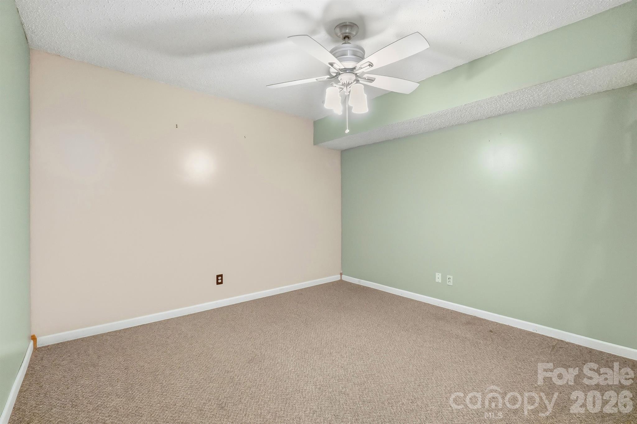 1227 Shirebourn None Property Photo 41