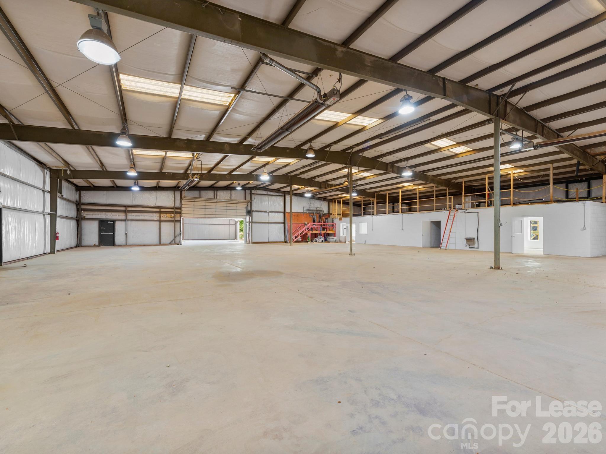 93 Thompson Street B Property Photo 6