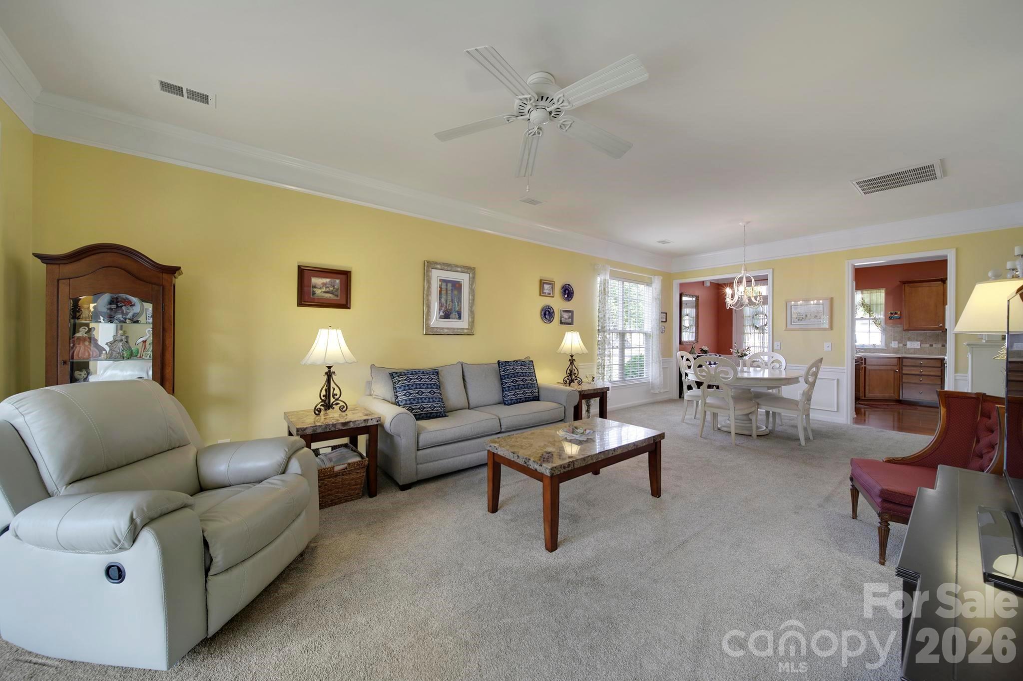 16353 Raven Crest Drive Property Photo 8