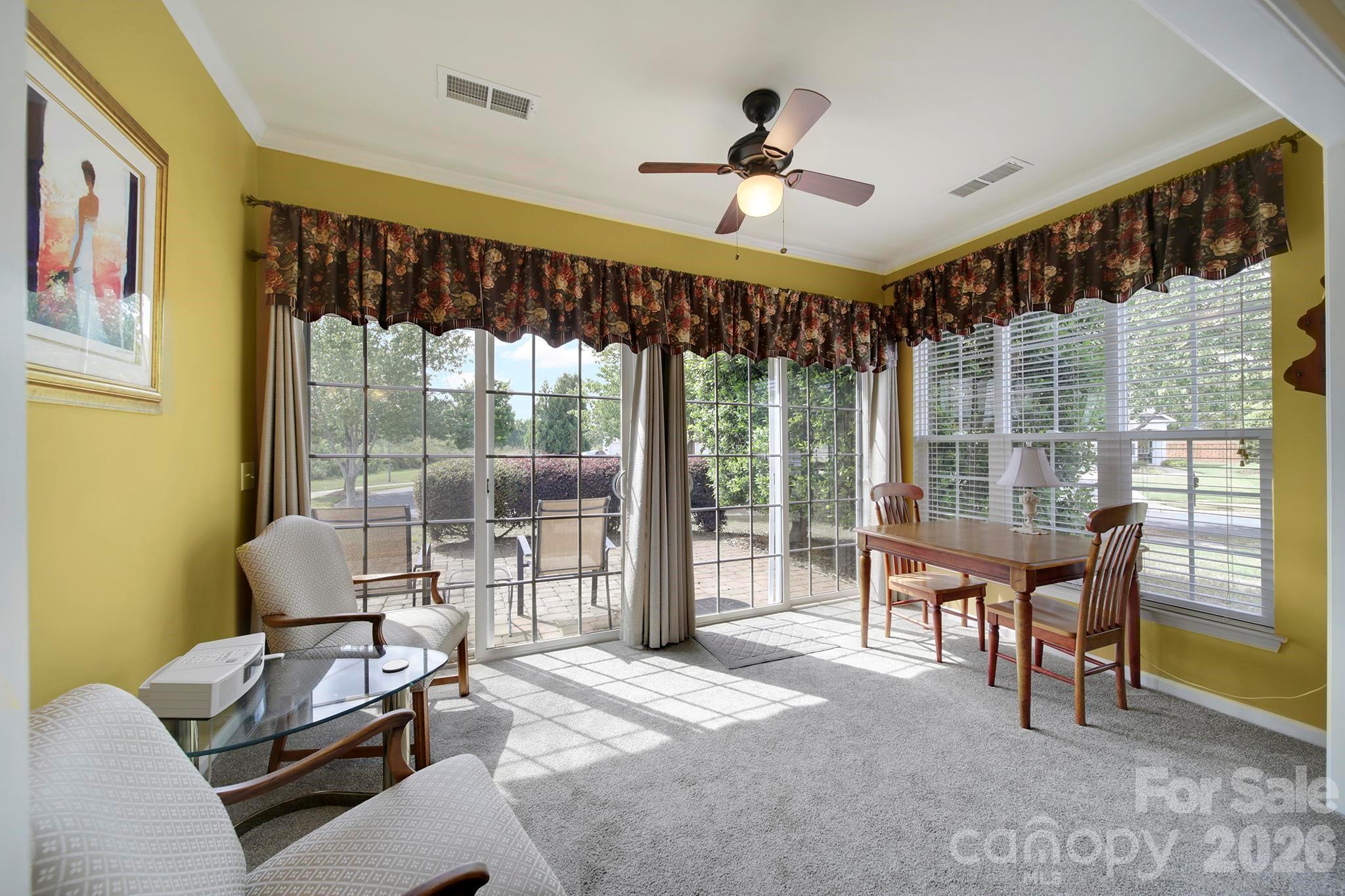 16353 Raven Crest Drive Property Photo 9