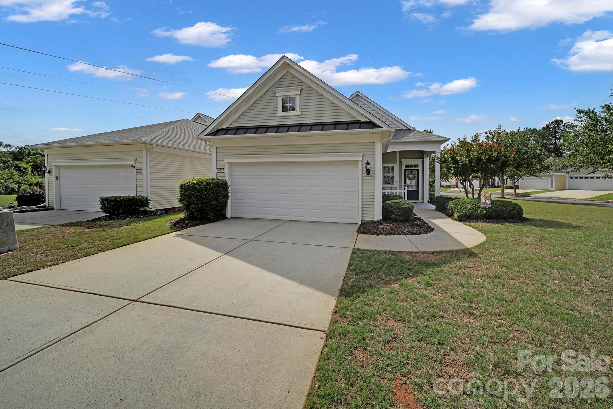 16353 Raven Crest Drive Property Photo 29