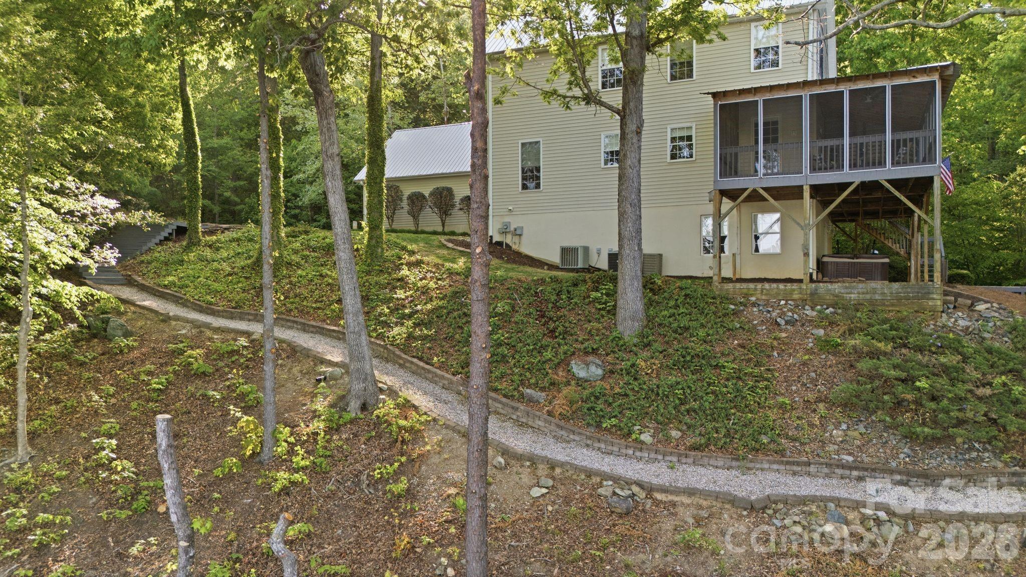 424 Mountain Harbor Drive Property Photo 12